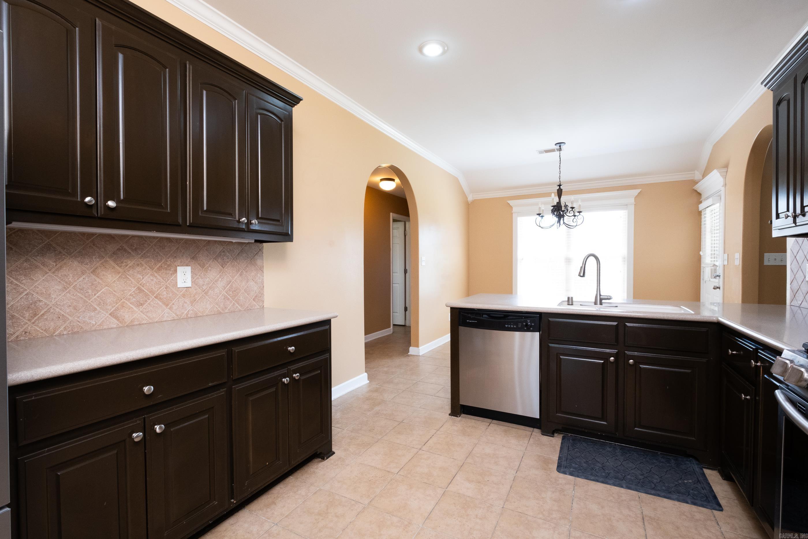 KENWOOD ESTATES - Residential