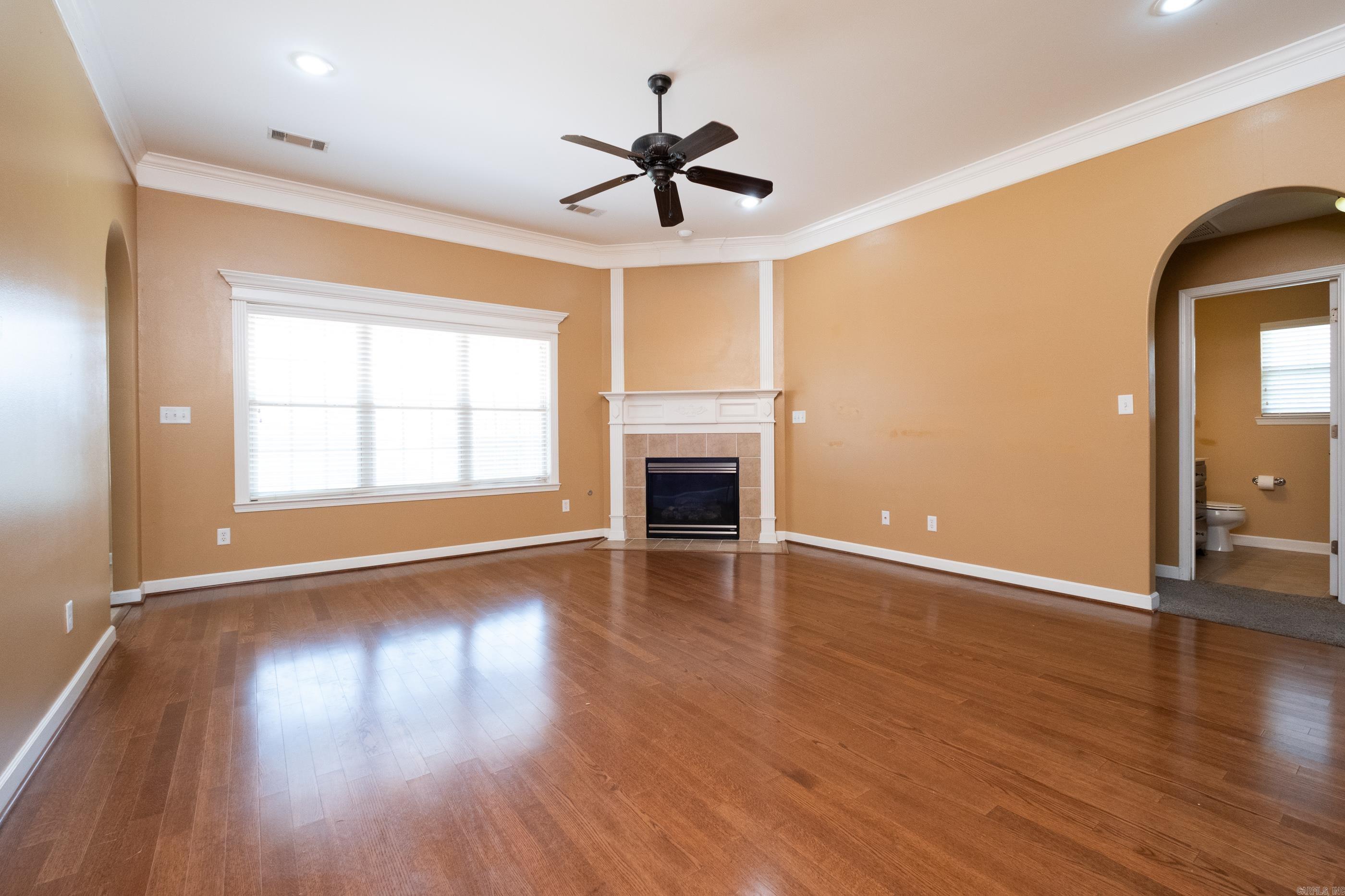 KENWOOD ESTATES - Residential