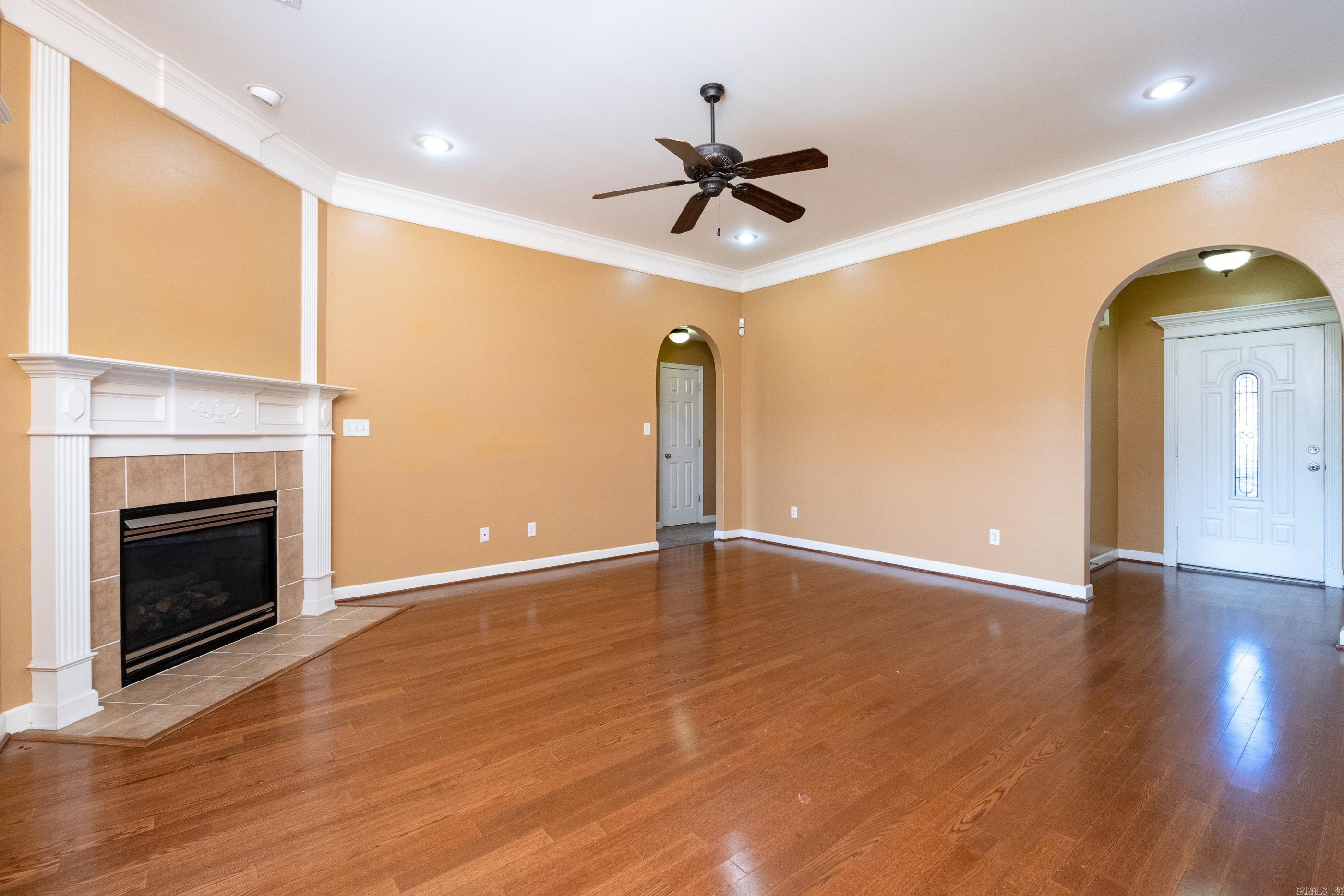 KENWOOD ESTATES - Residential