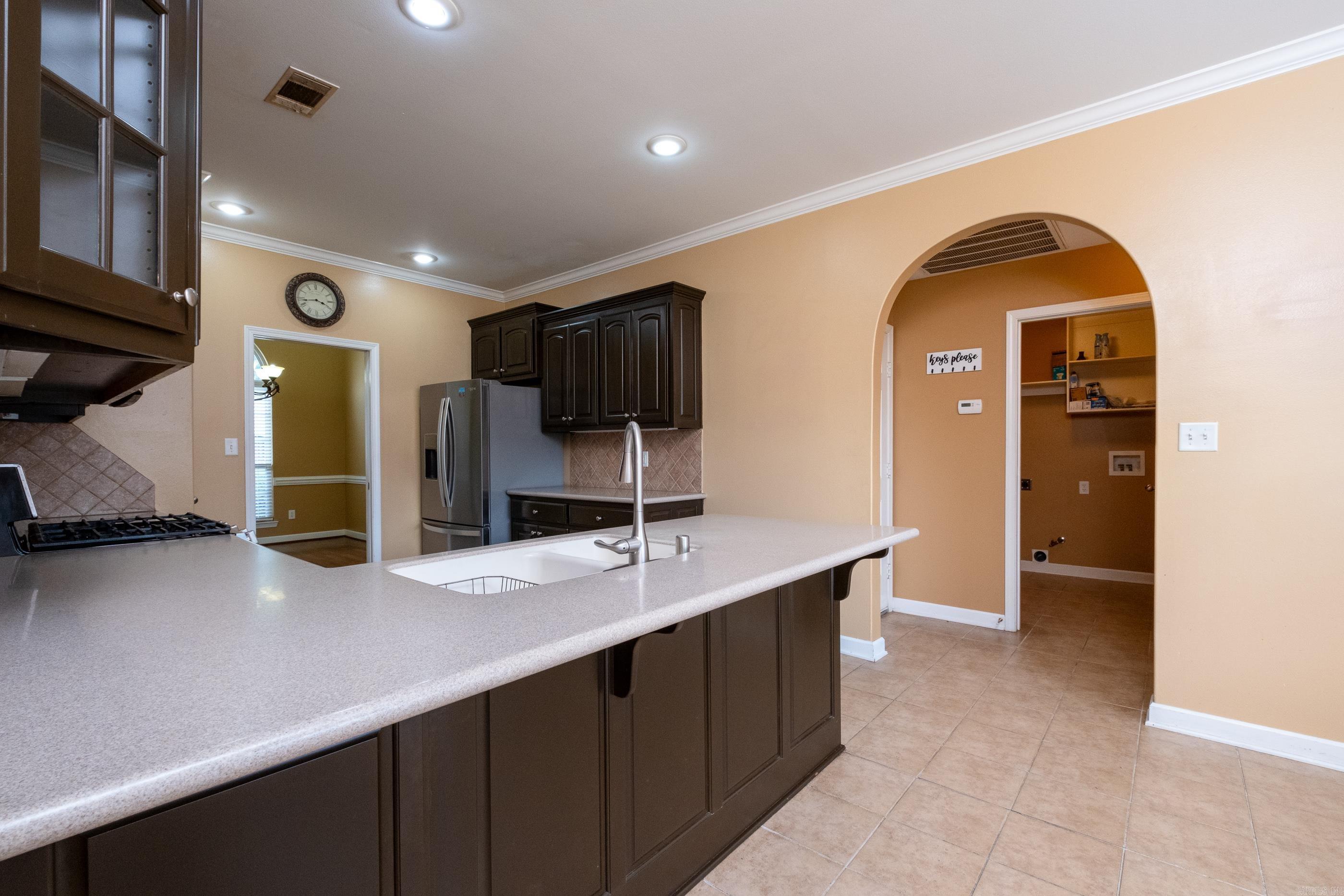 KENWOOD ESTATES - Residential