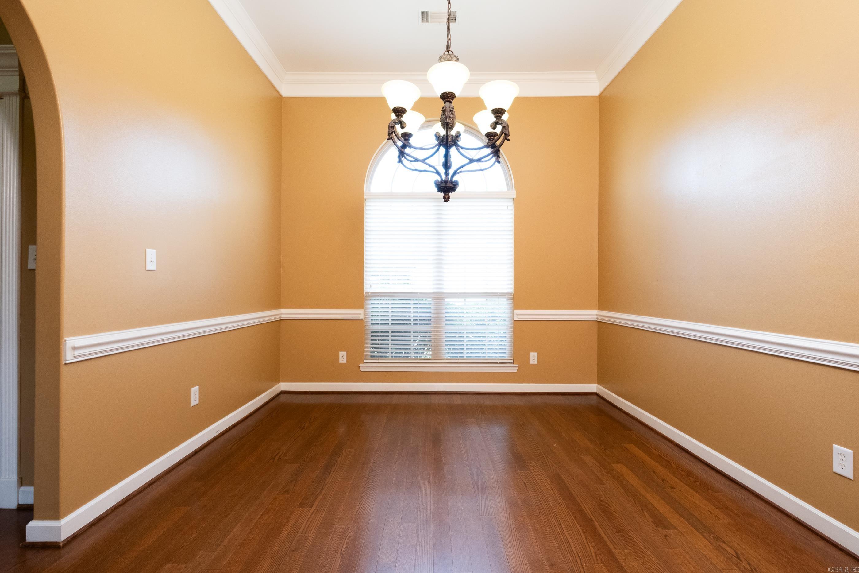 KENWOOD ESTATES - Residential