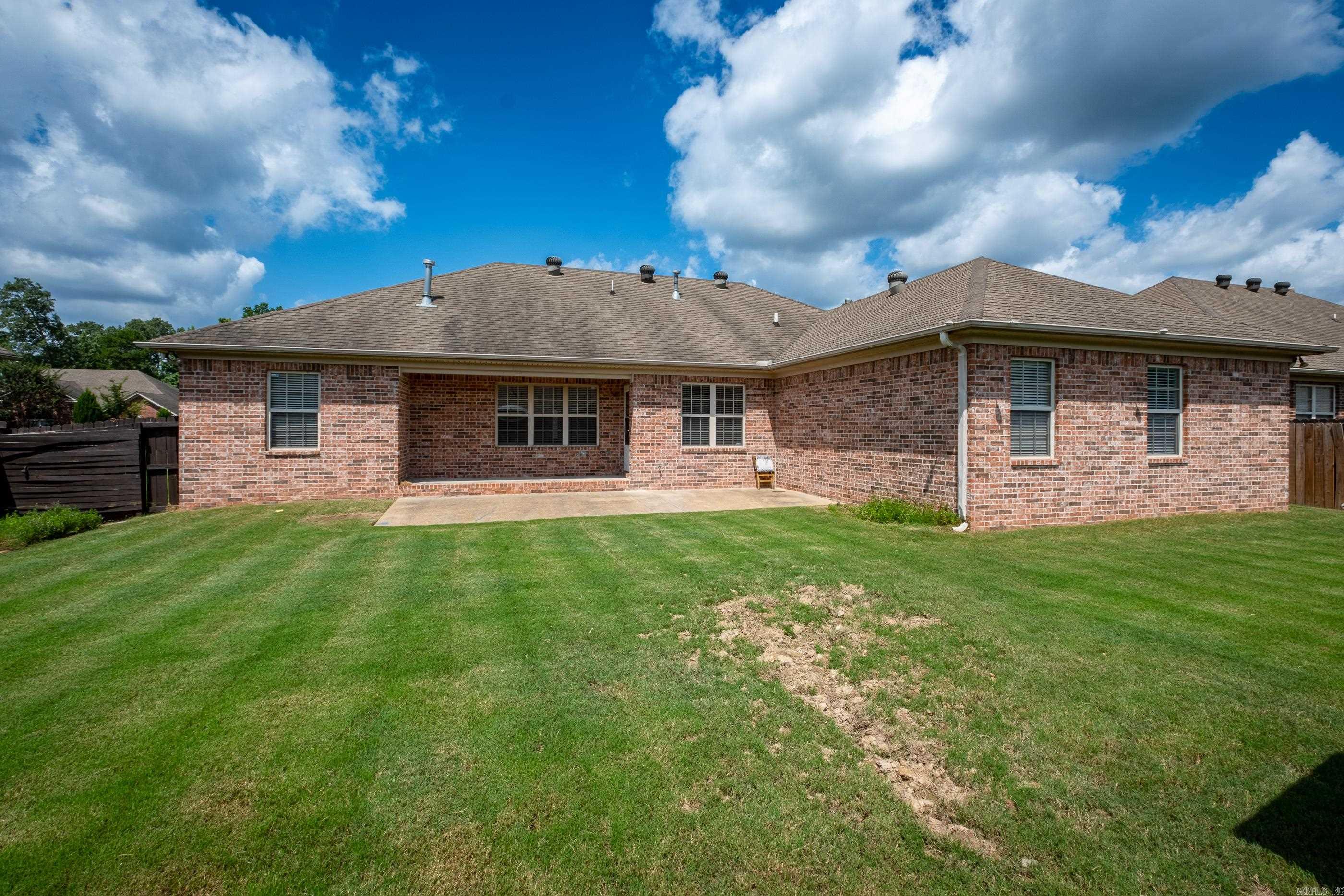 KENWOOD ESTATES - Residential