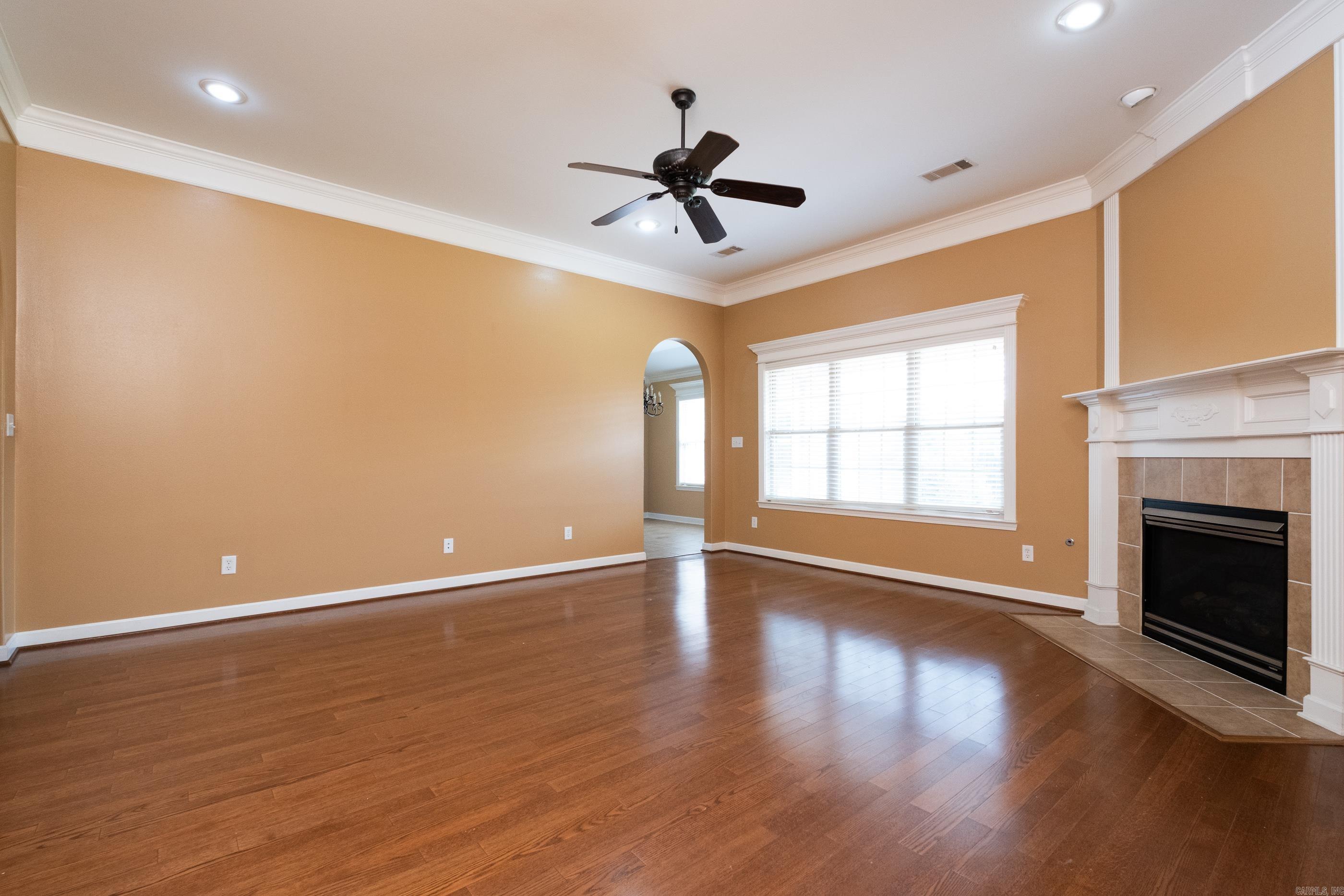 KENWOOD ESTATES - Residential