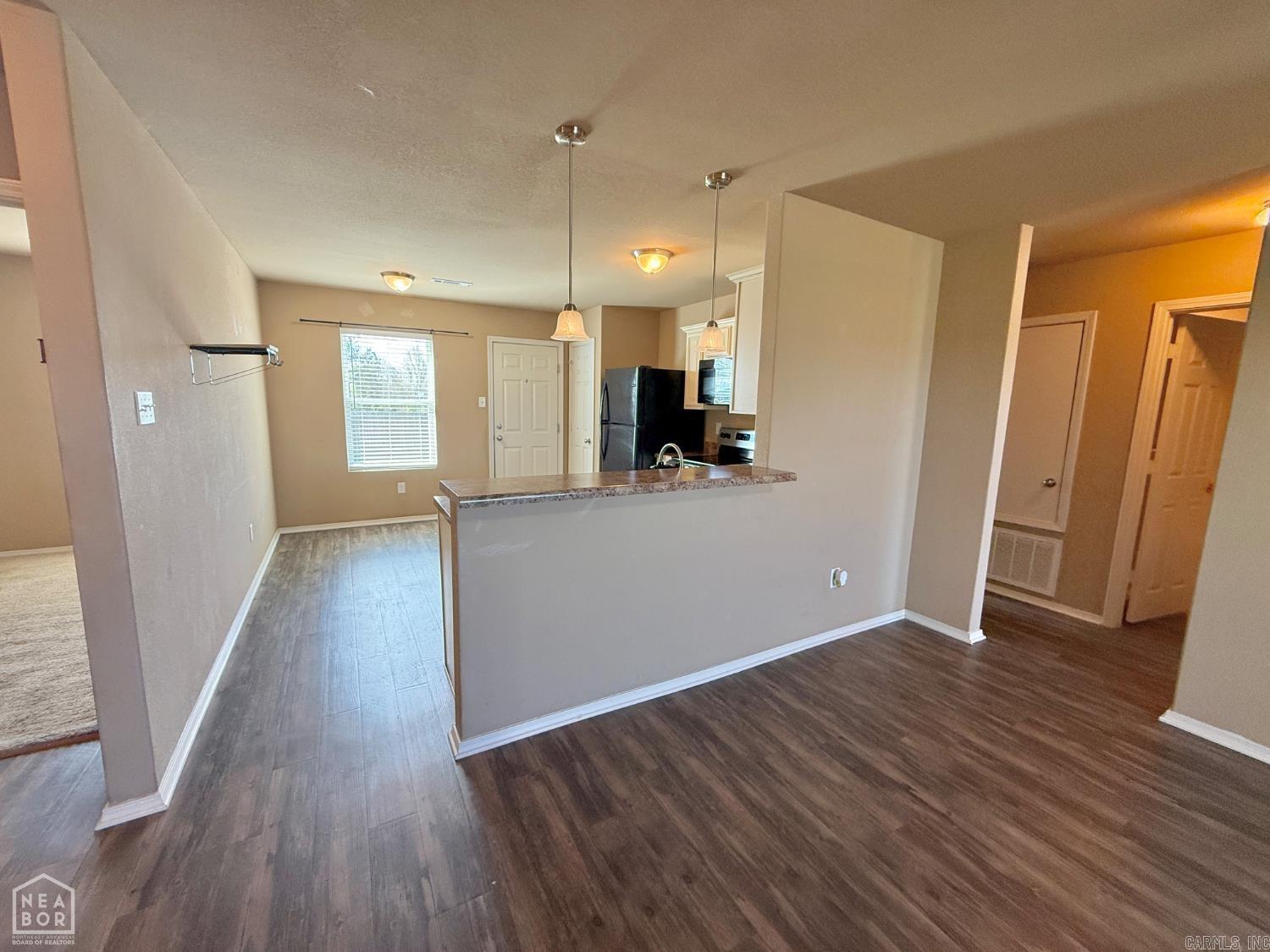 BROOKLAND HILLS - Residential