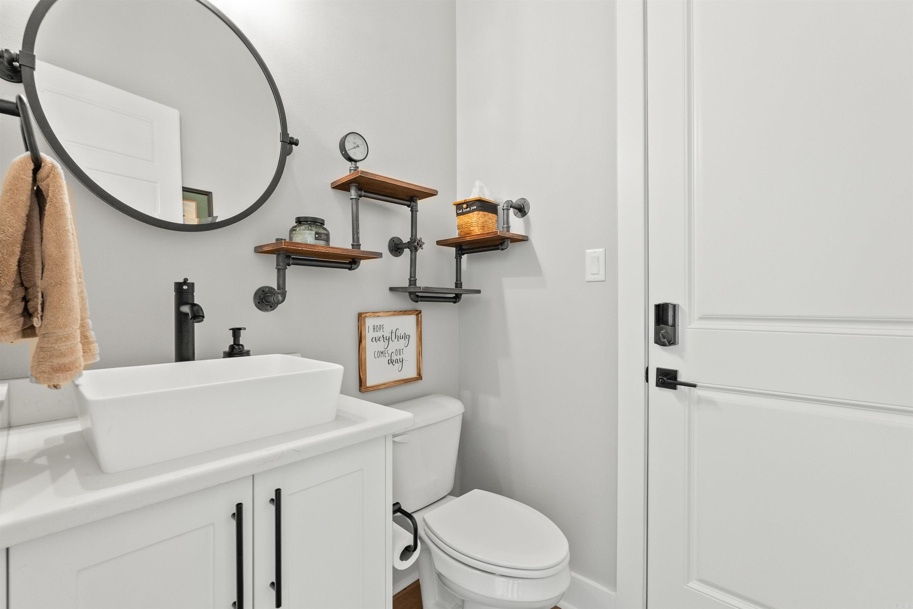 THE POINTE HURRICANE ESTATES - Residential