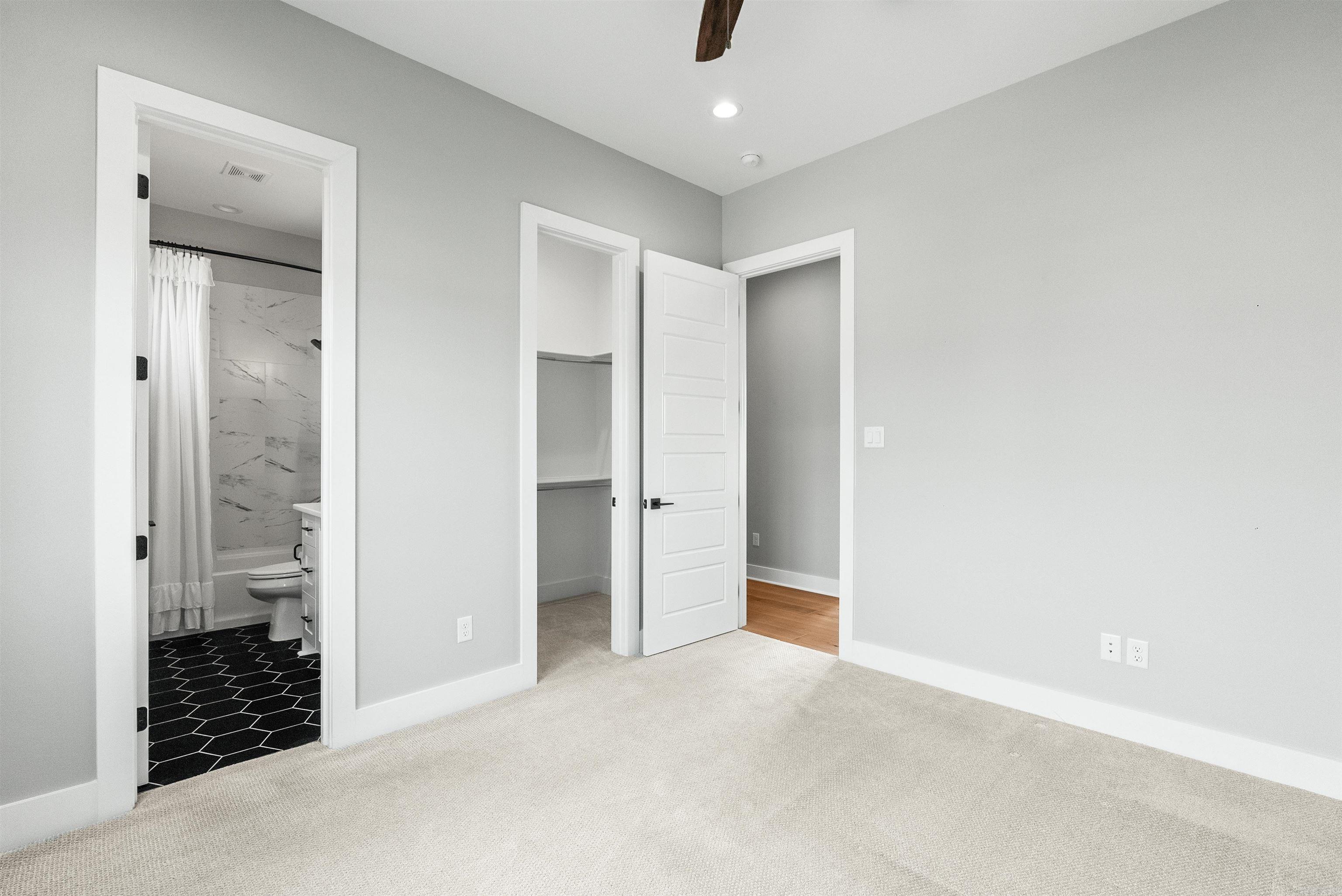 THE POINTE HURRICANE ESTATES - Residential