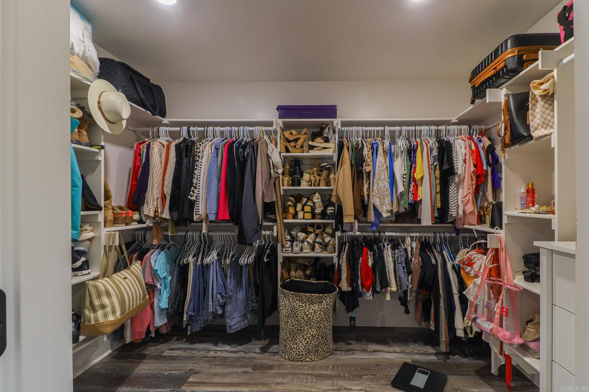 STELLA ESTATES - Residential