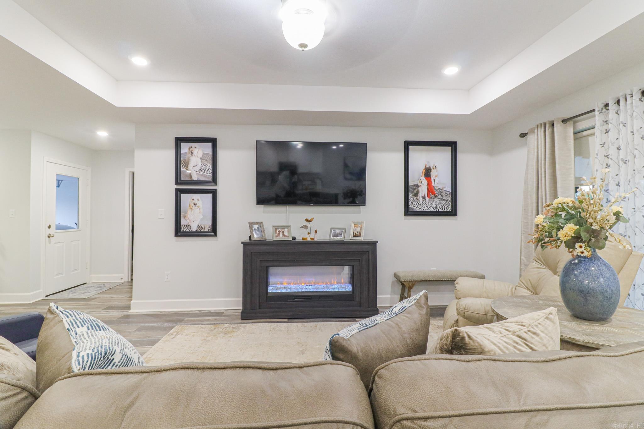 STELLA ESTATES - Residential