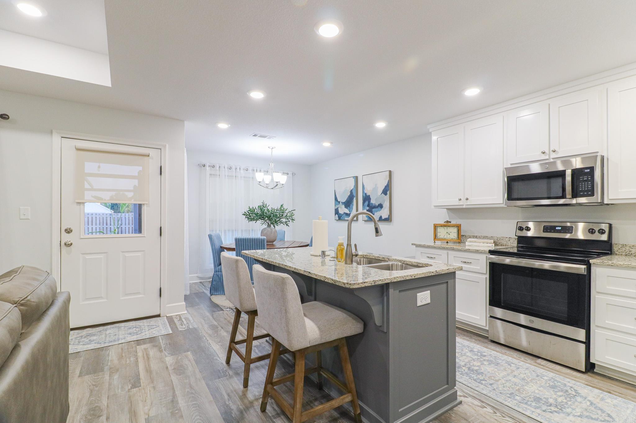 STELLA ESTATES - Residential