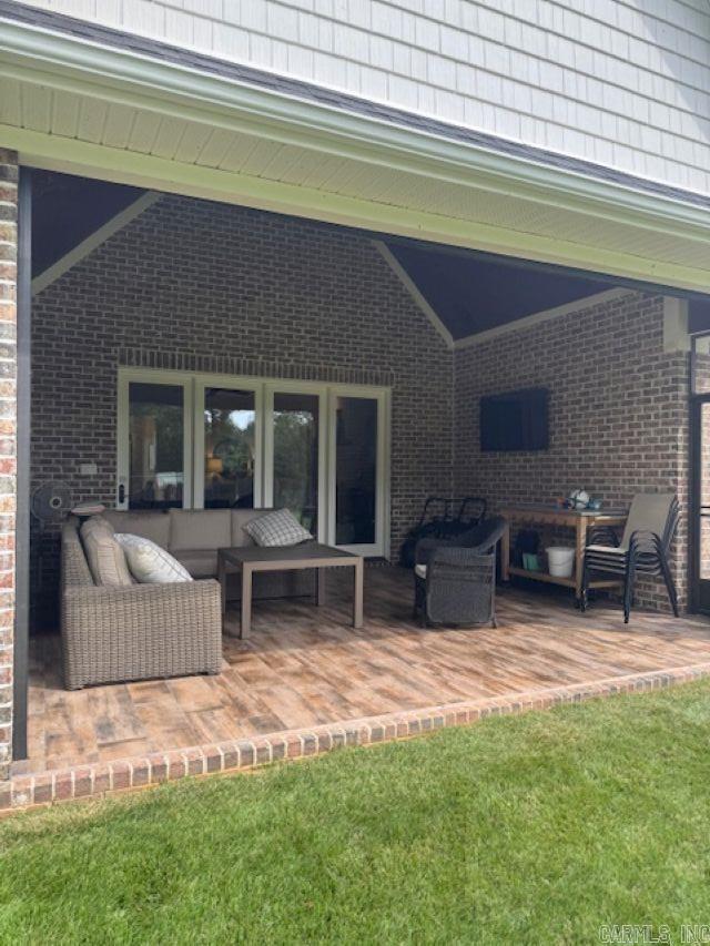THE OAKS - Residential