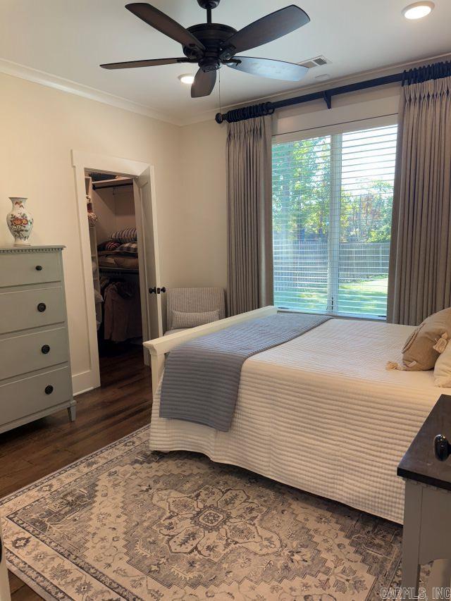 THE OAKS - Residential