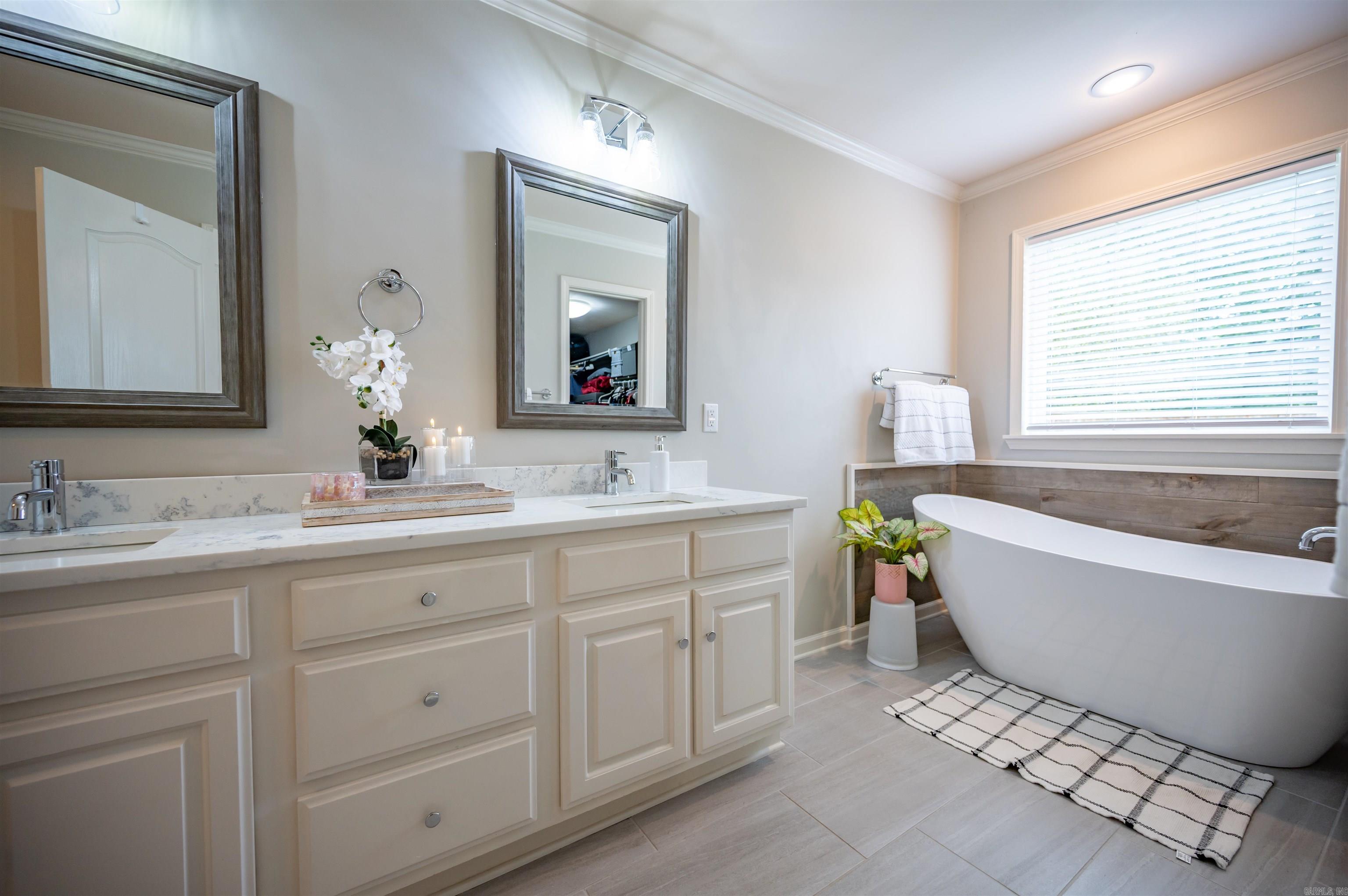 GAP CREEK THE MEADOWS - Residential