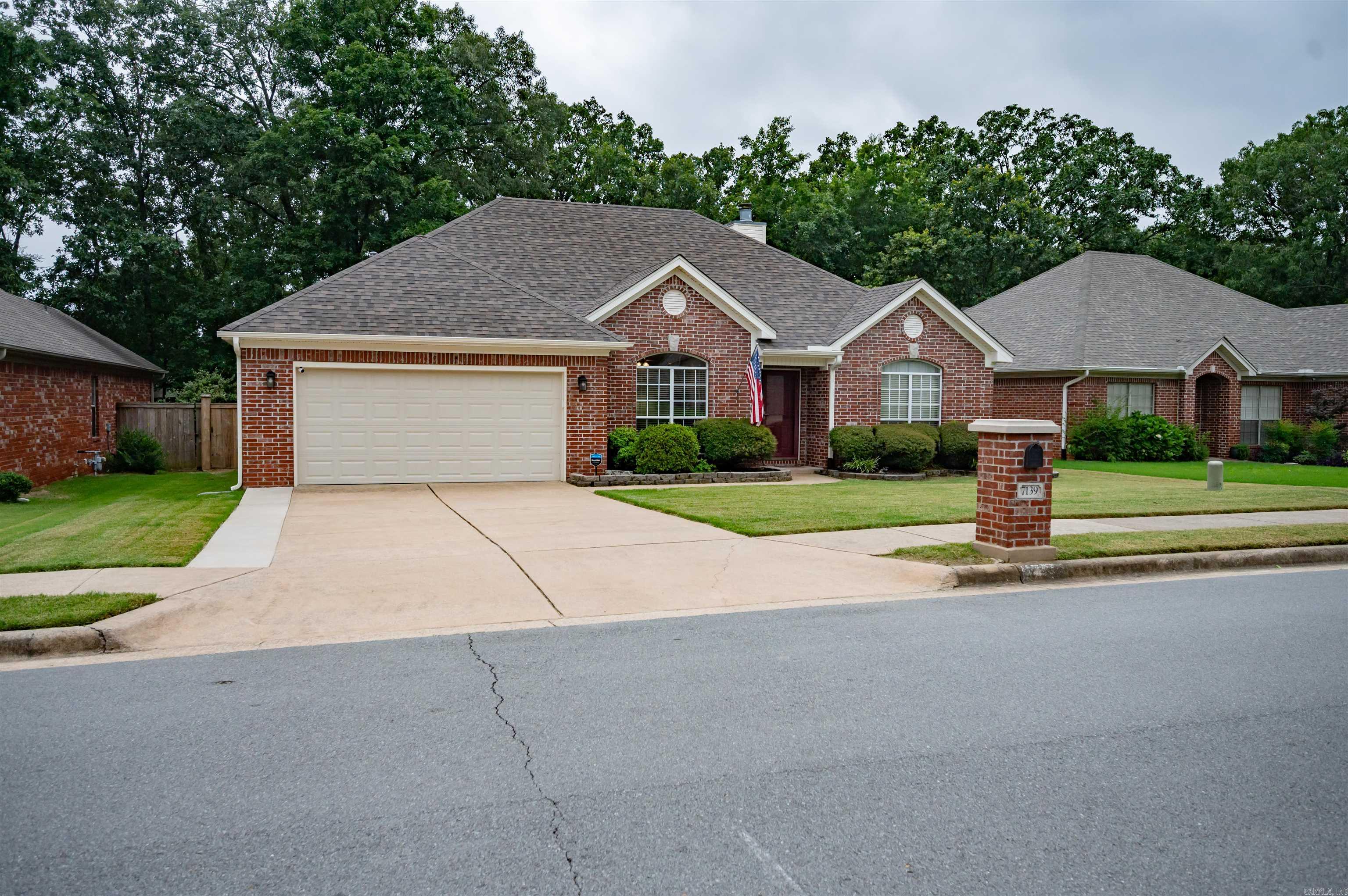 GAP CREEK THE MEADOWS - Residential