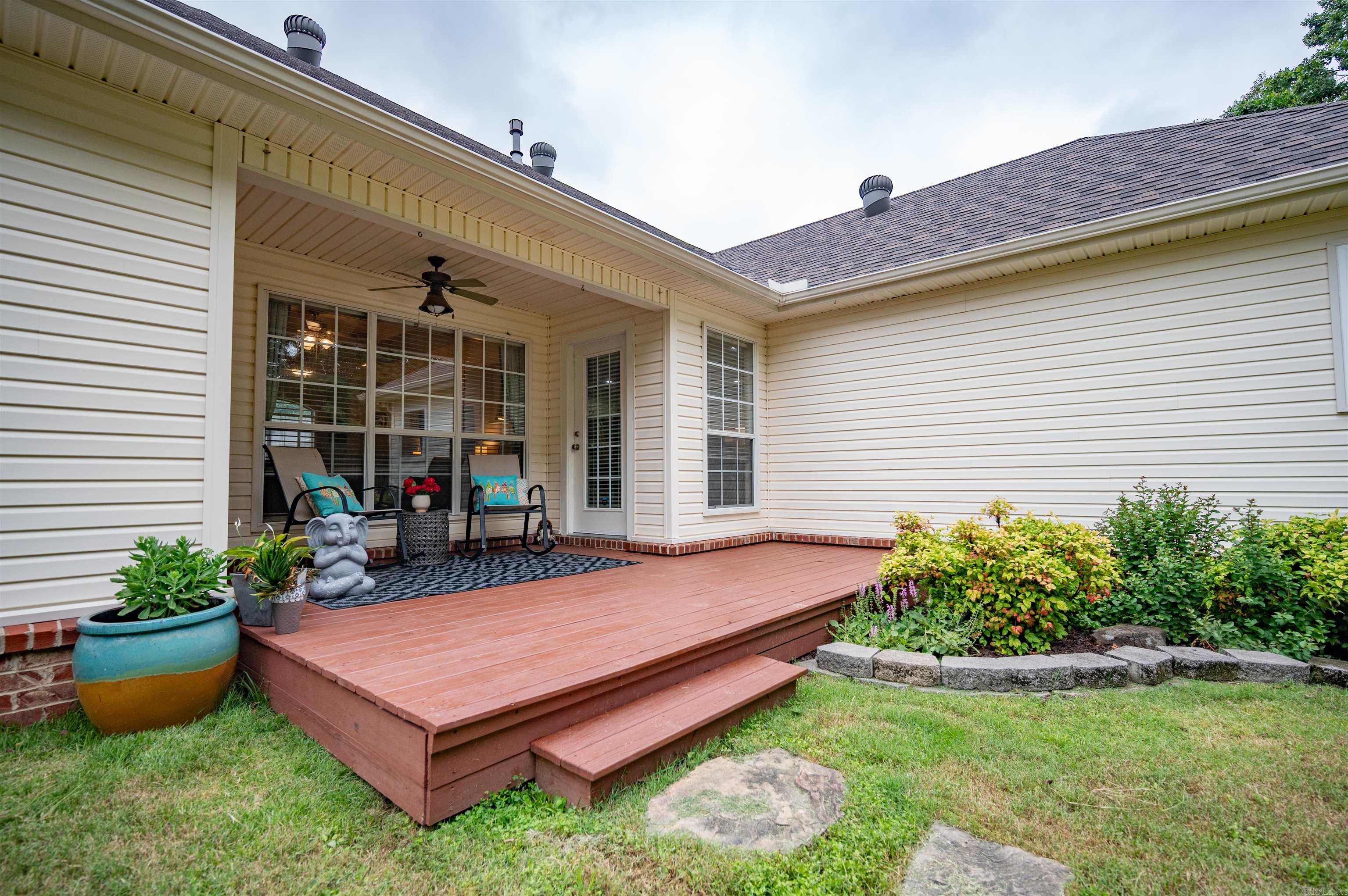 GAP CREEK THE MEADOWS - Residential