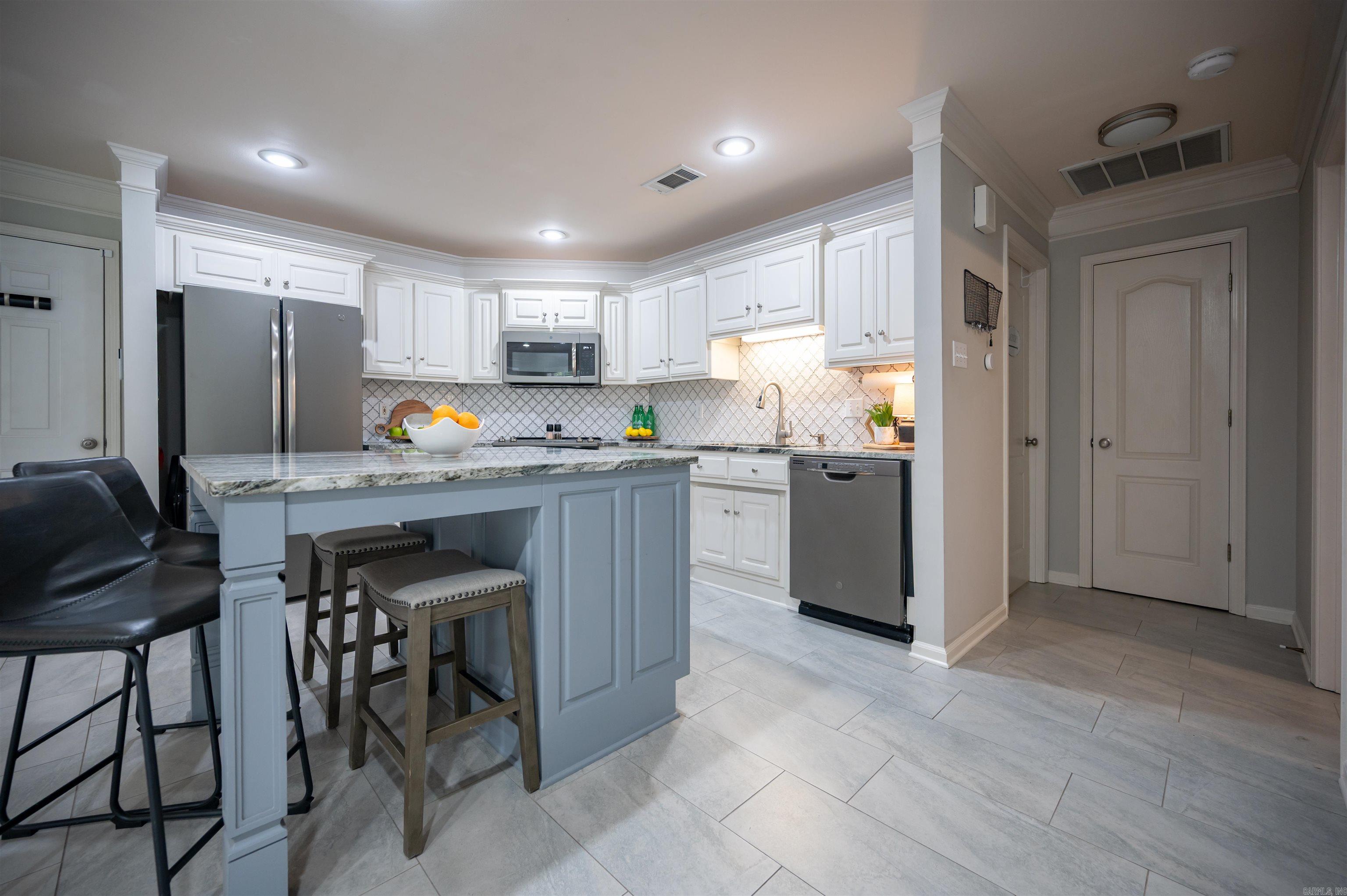 GAP CREEK THE MEADOWS - Residential