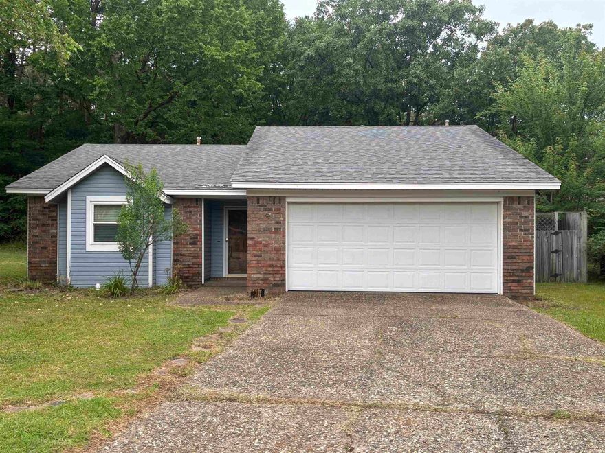 Welcome  to this 3 bed/2 bath home located in a cul-de-sac.  You will find an eat in kitchen, great cabinet storage.  Kitchen features in eat in area and nice counter space.  Family room is off kitchen area and leads to backyard.  Home being sold as is condition.  Seller is Listing agents son