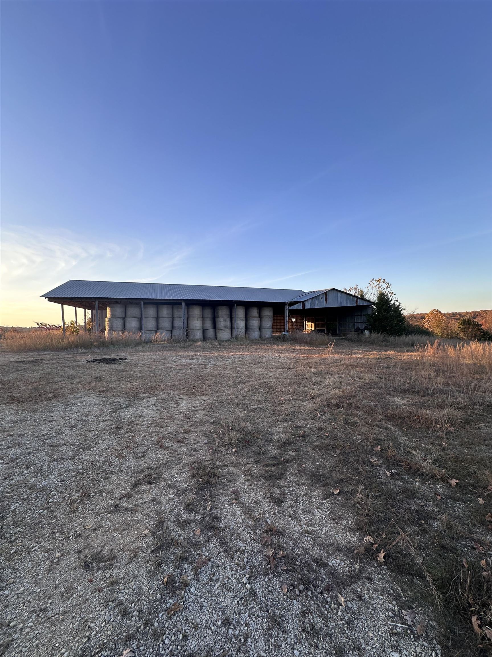 Metes & Bounds - Land