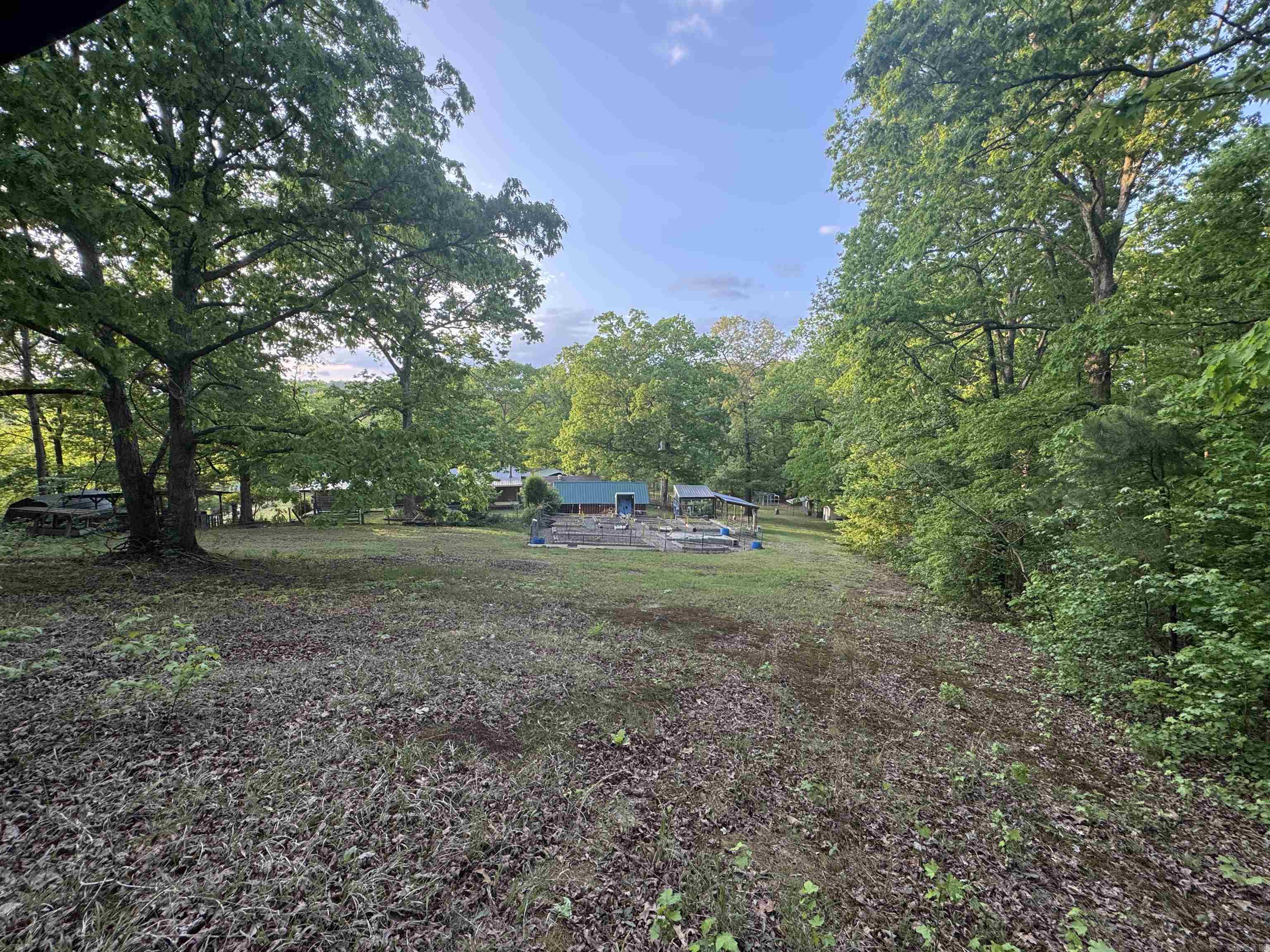 LONSDALE, TOWN OF - Residential