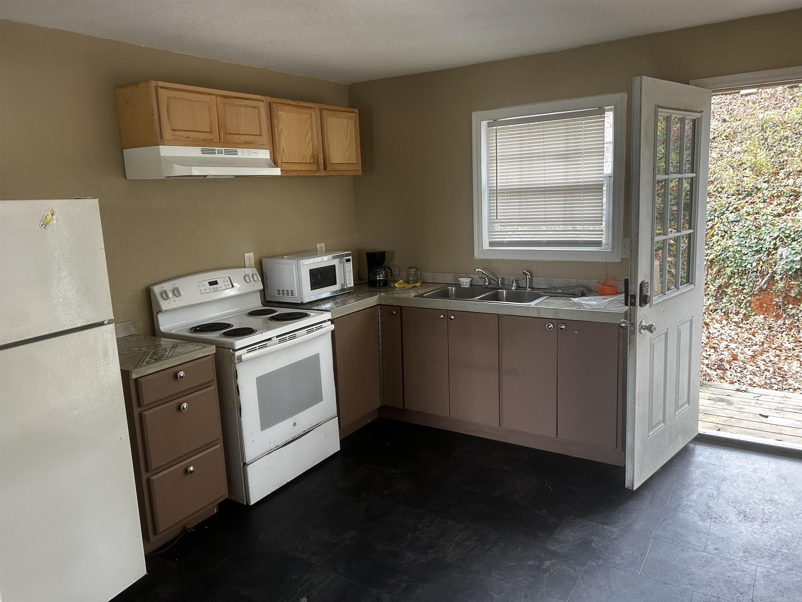 BRADDOCKS - Residential