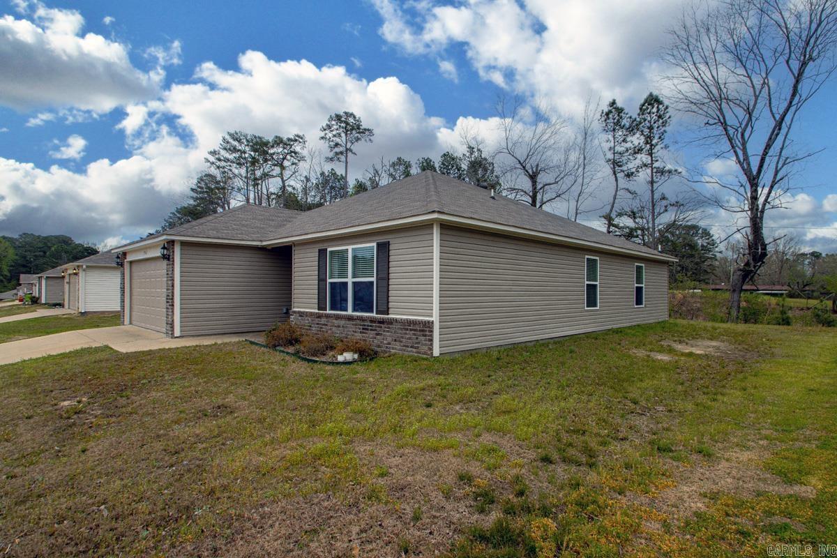 AUBURN HILLS - Residential