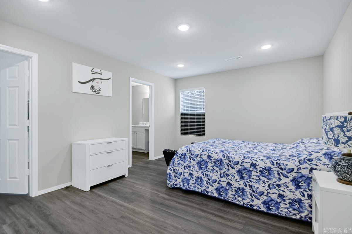 AUBURN HILLS - Residential