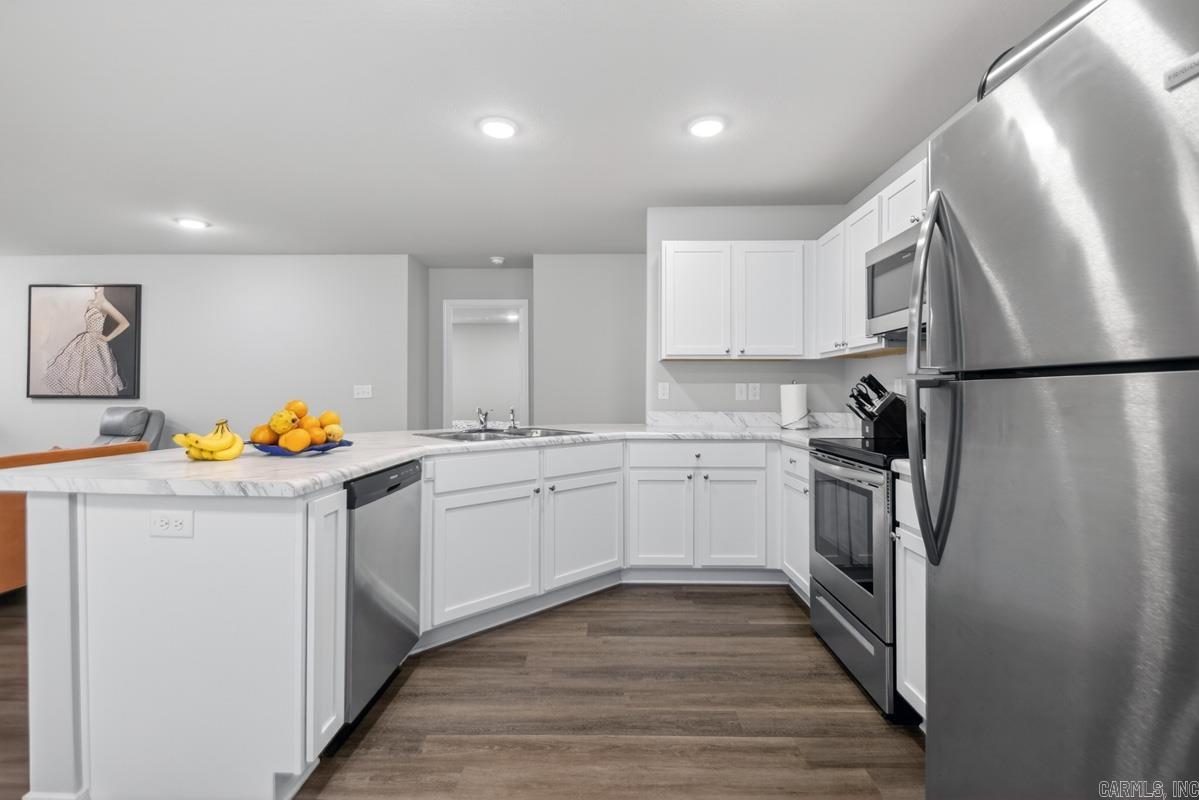 AUBURN HILLS - Residential