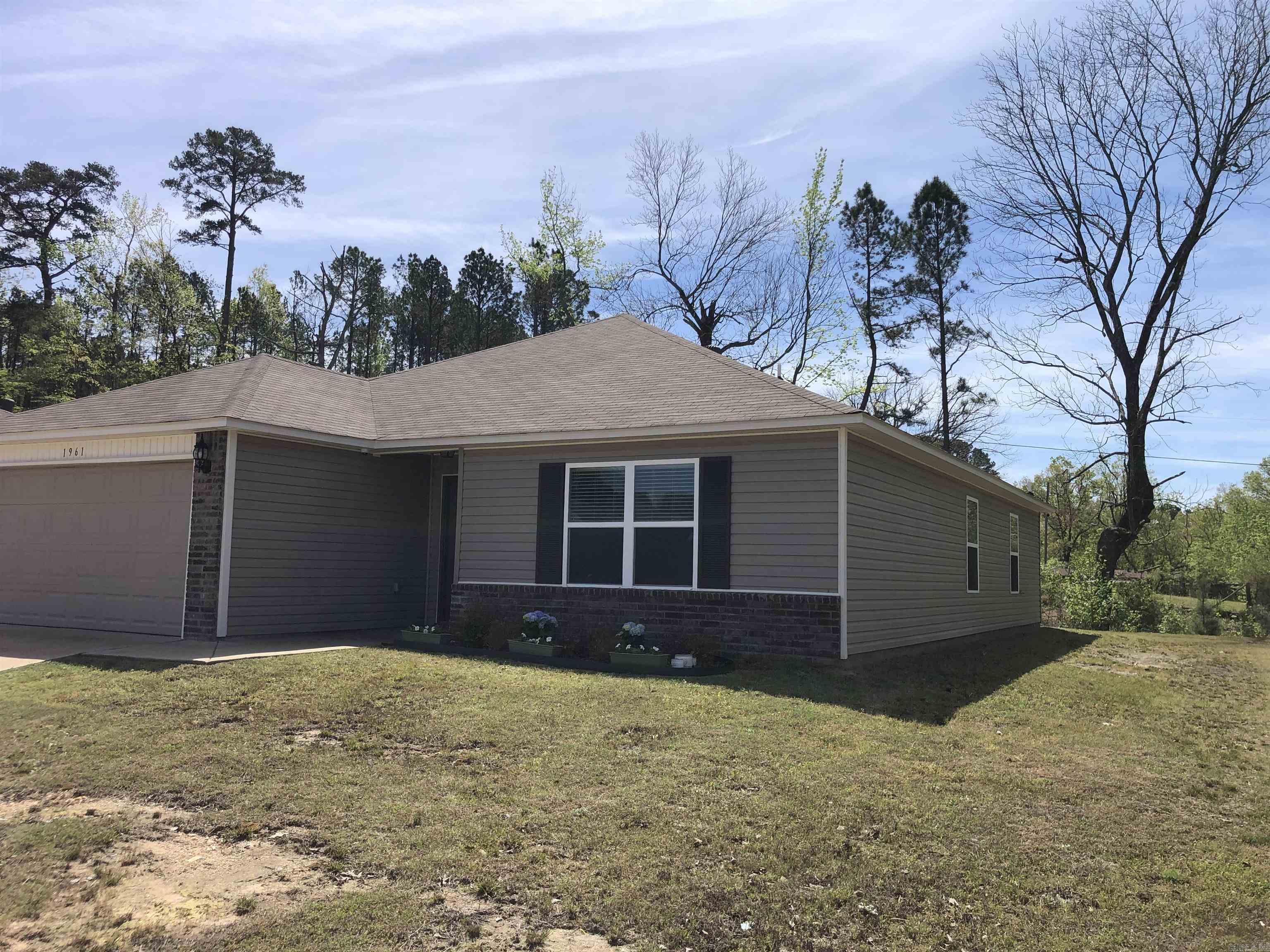 AUBURN HILLS - Residential