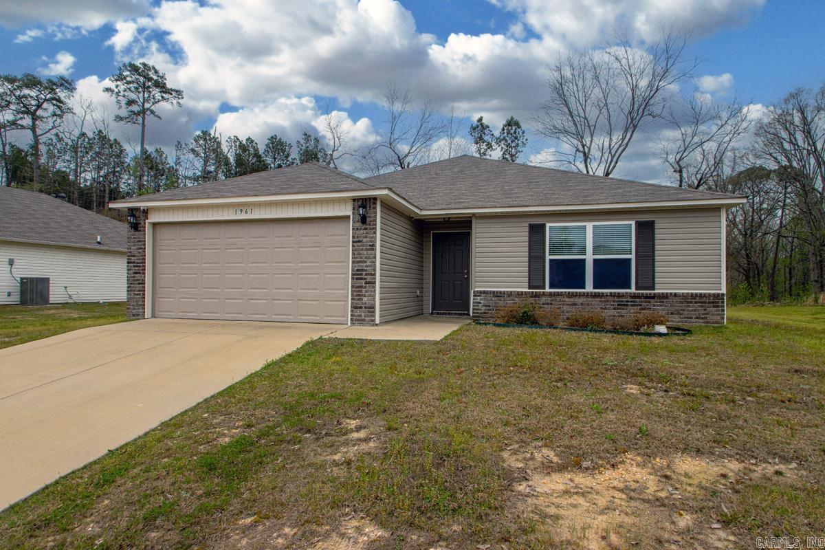 AUBURN HILLS - Residential