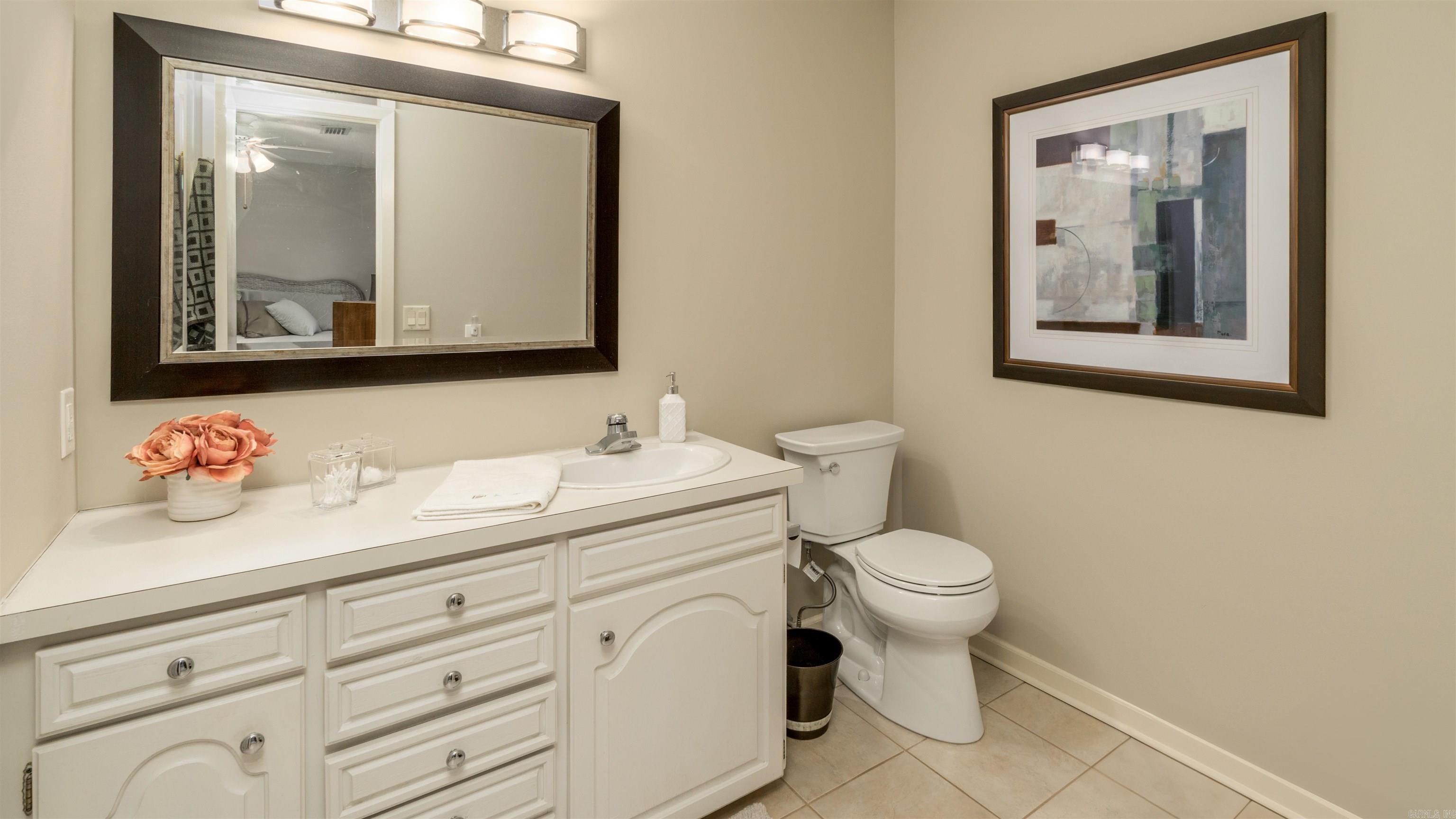 Castellon Courts #1 - Residential