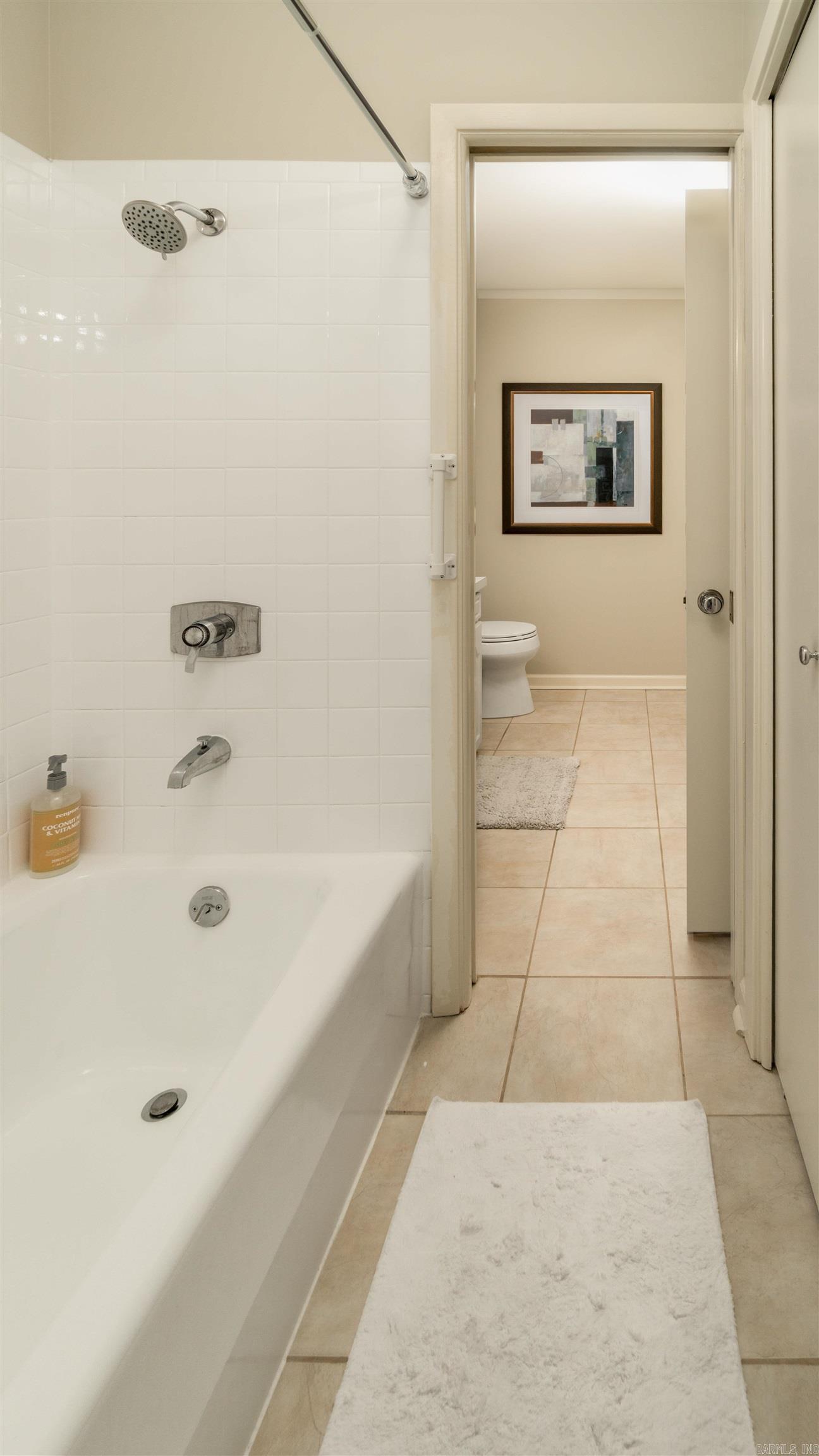 Castellon Courts #1 - Residential