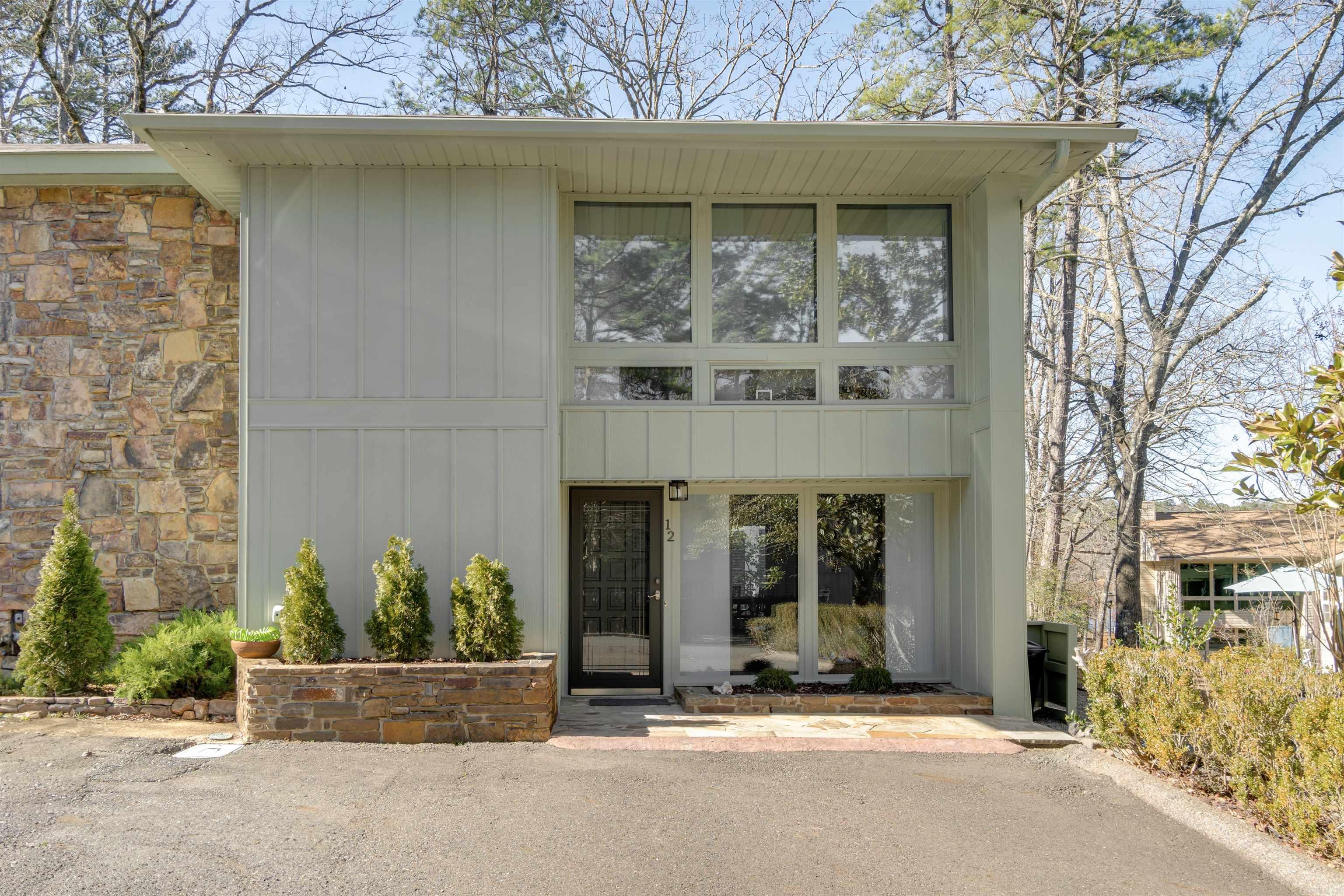 Castellon Courts #1 - Residential