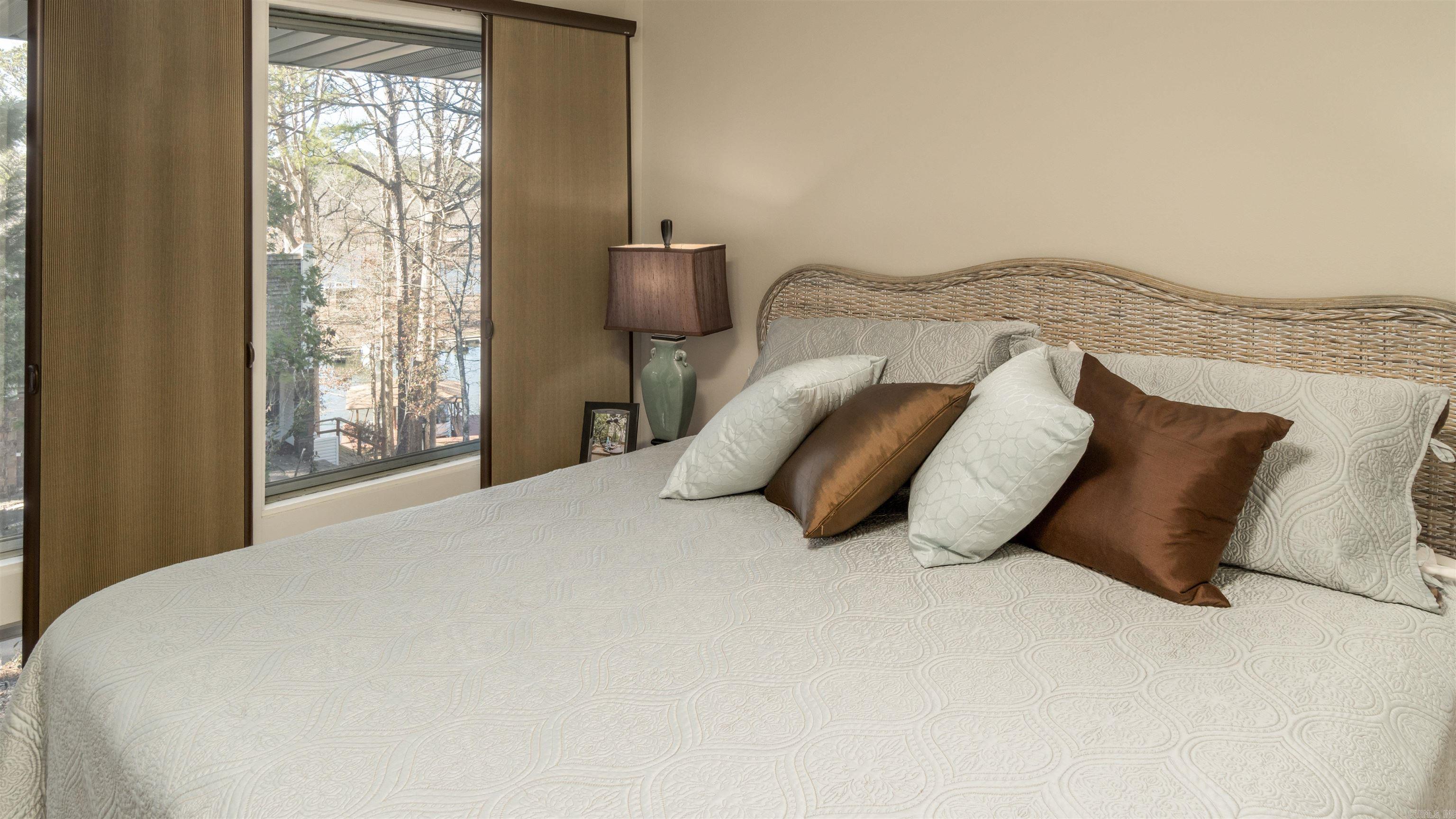 Castellon Courts #1 - Residential