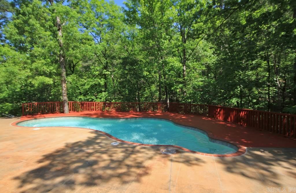 CHENAL DOWNS - Residential