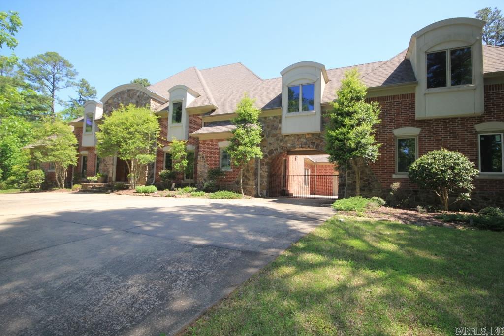 CHENAL DOWNS - Residential