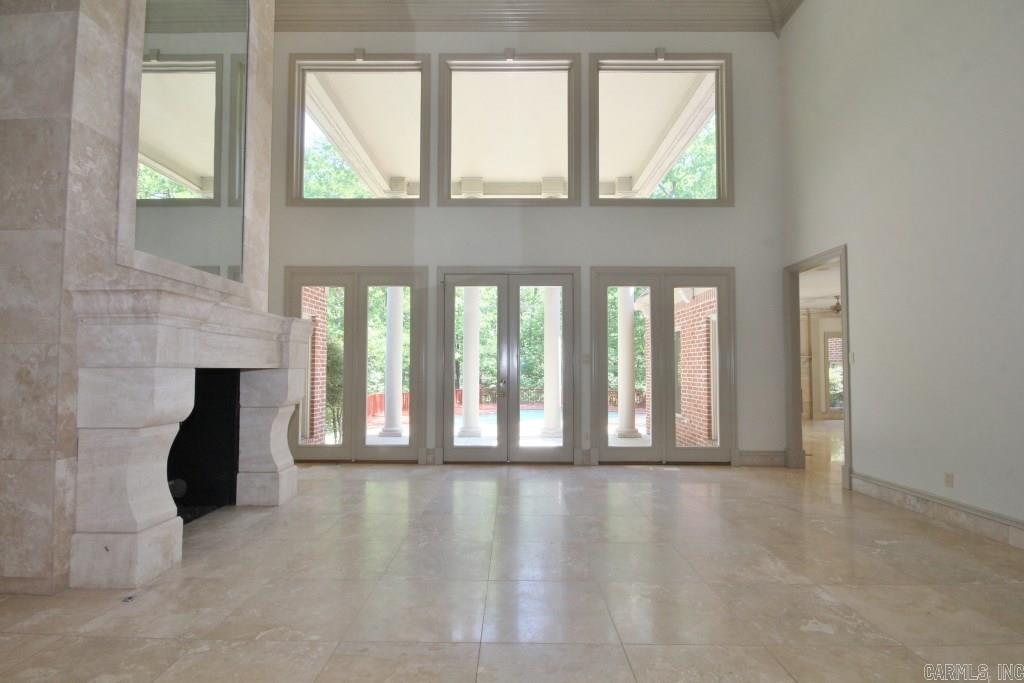 CHENAL DOWNS - Residential