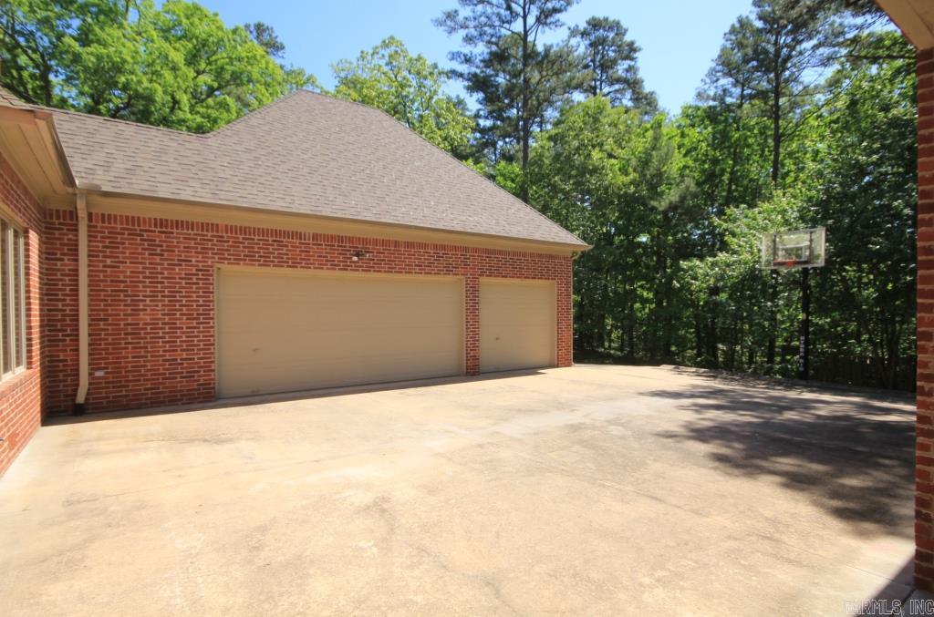 CHENAL DOWNS - Residential