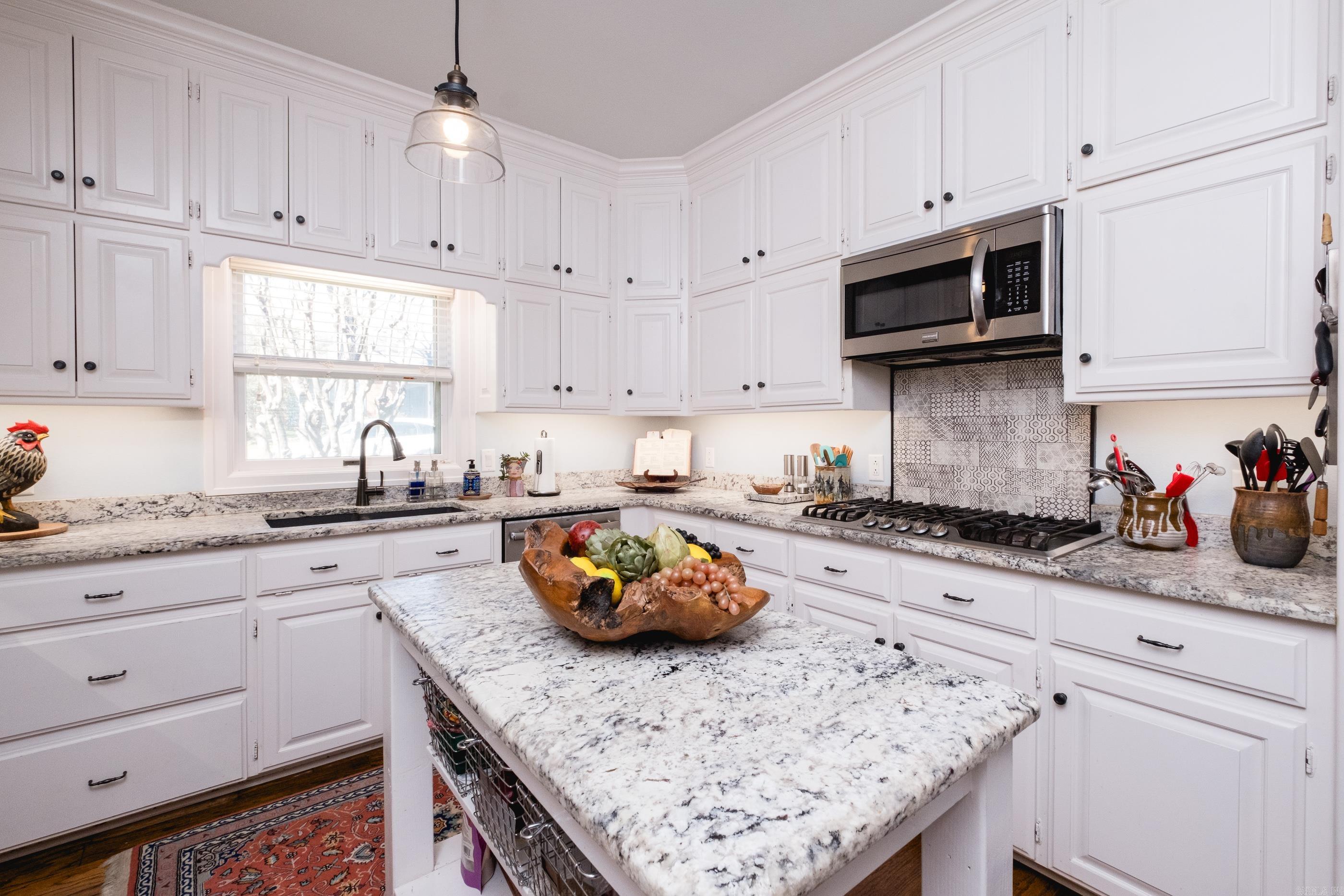 COUNTRYWOOD HPR - Residential