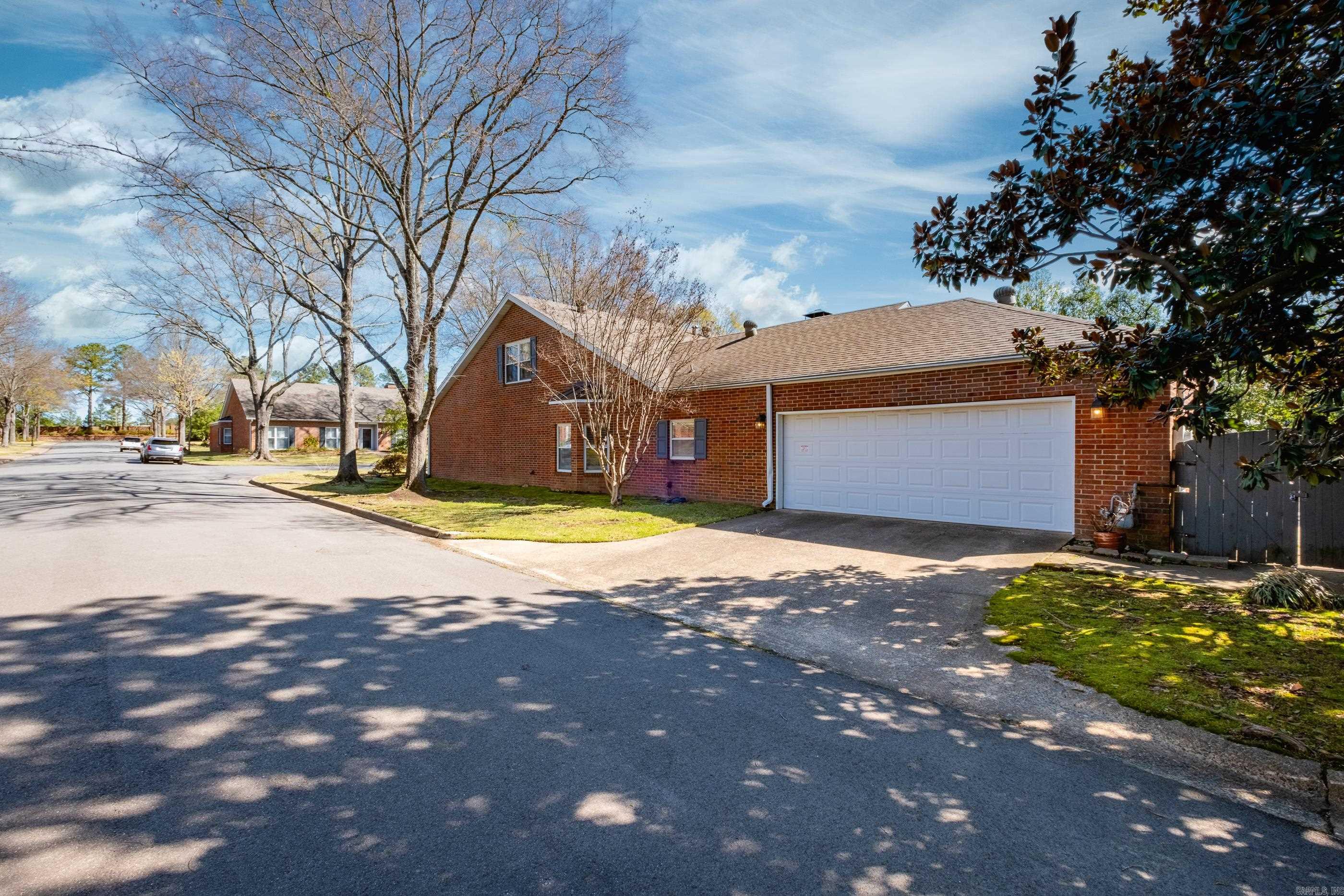 COUNTRYWOOD HPR - Residential