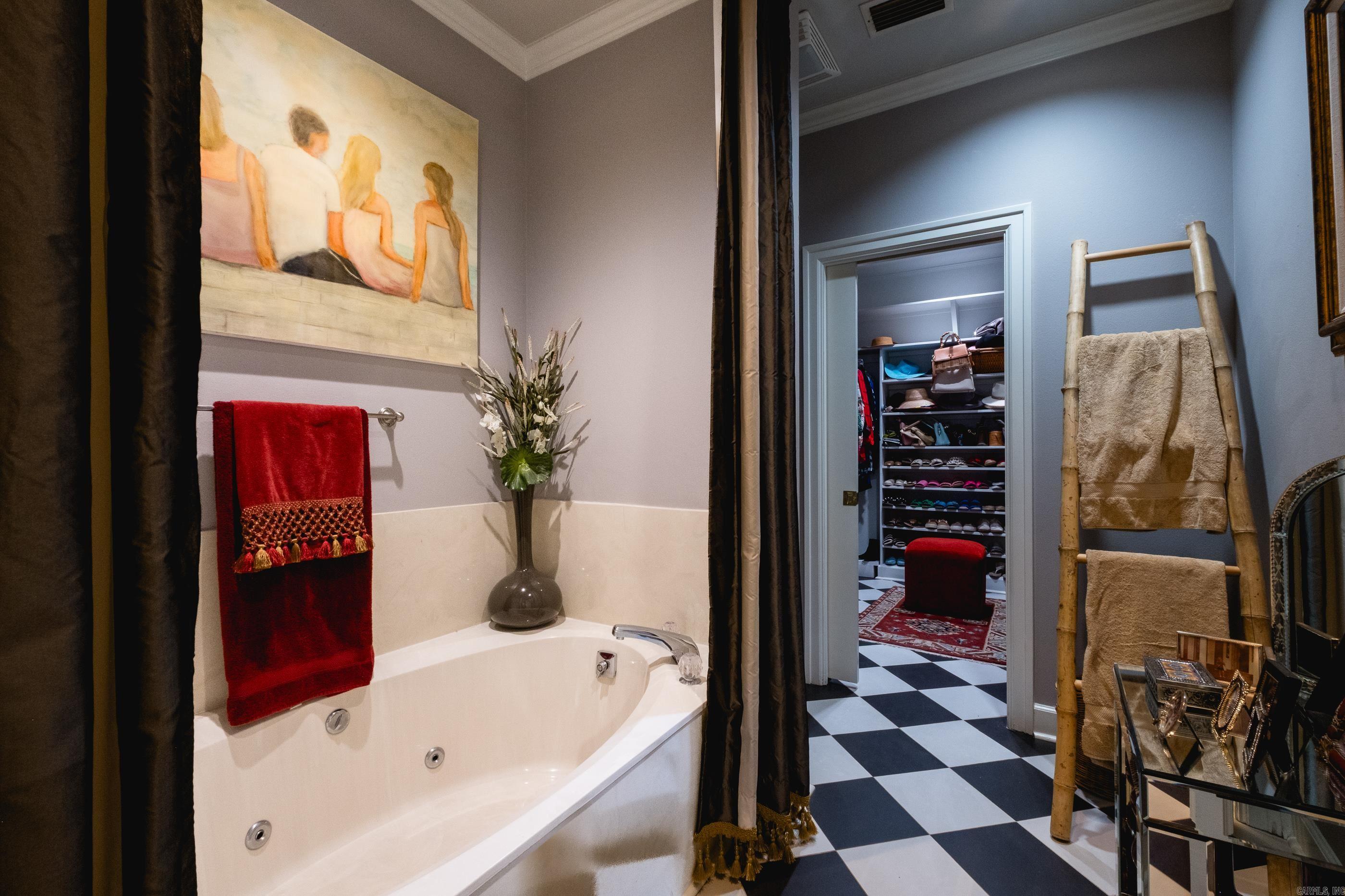 COUNTRYWOOD HPR - Residential