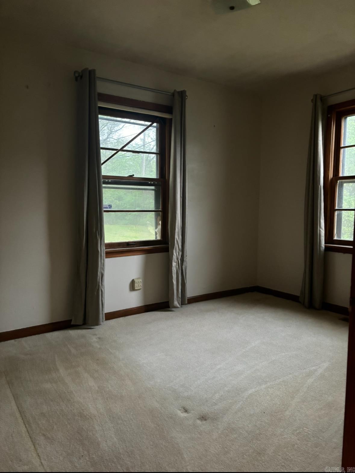 BARROW JOHN - Residential