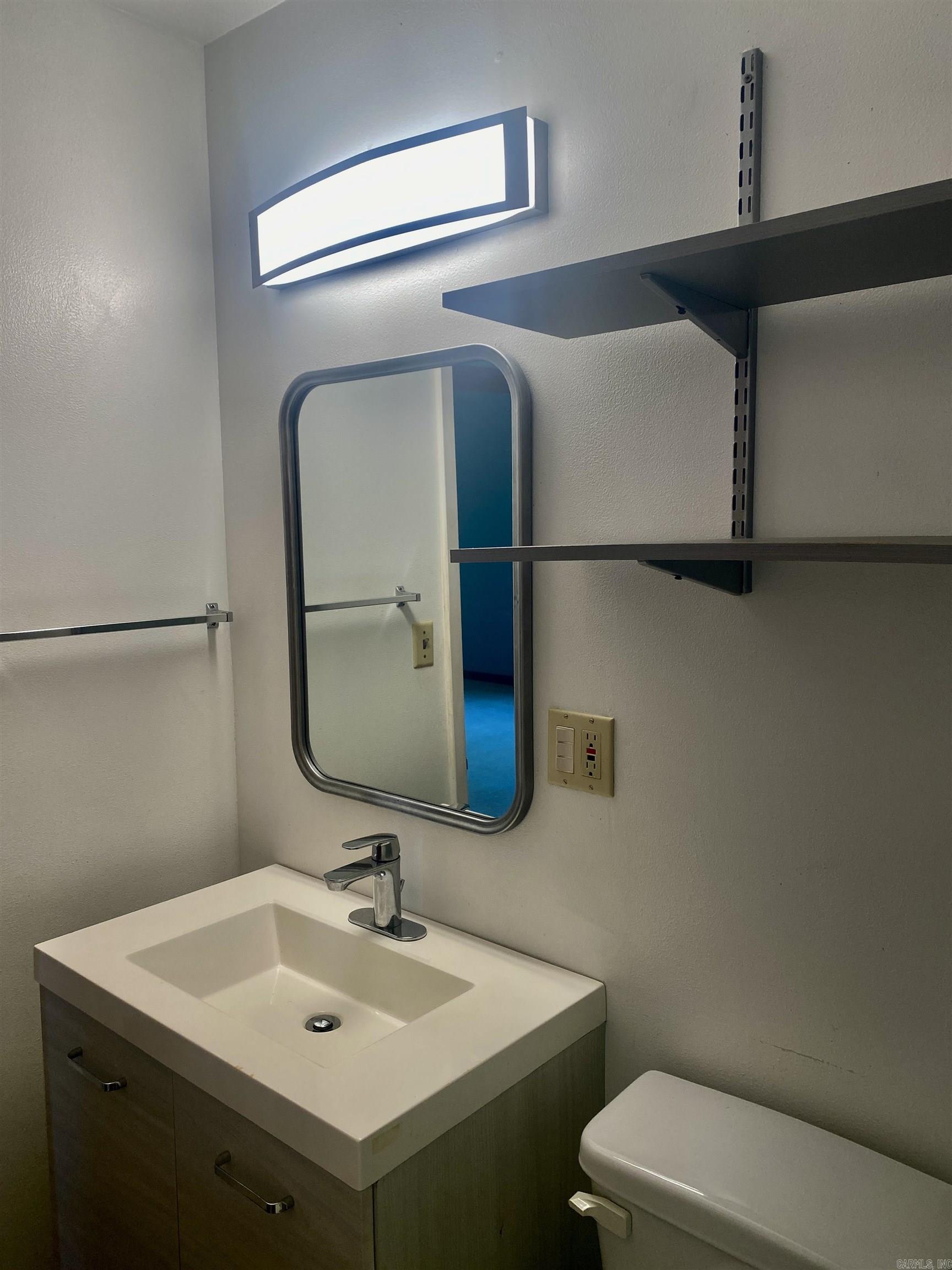 BARROW JOHN - Residential