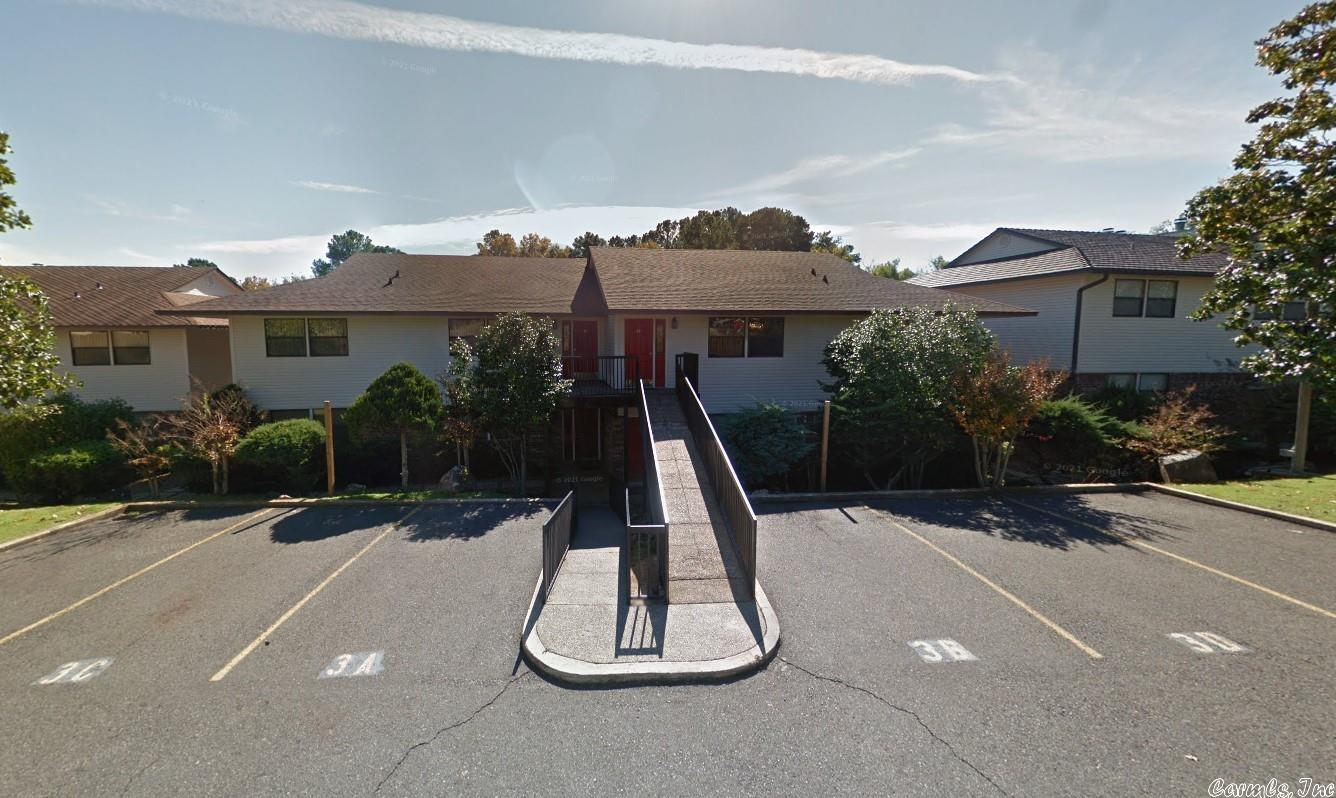 EMERALD ISLE HPR - Residential Lease