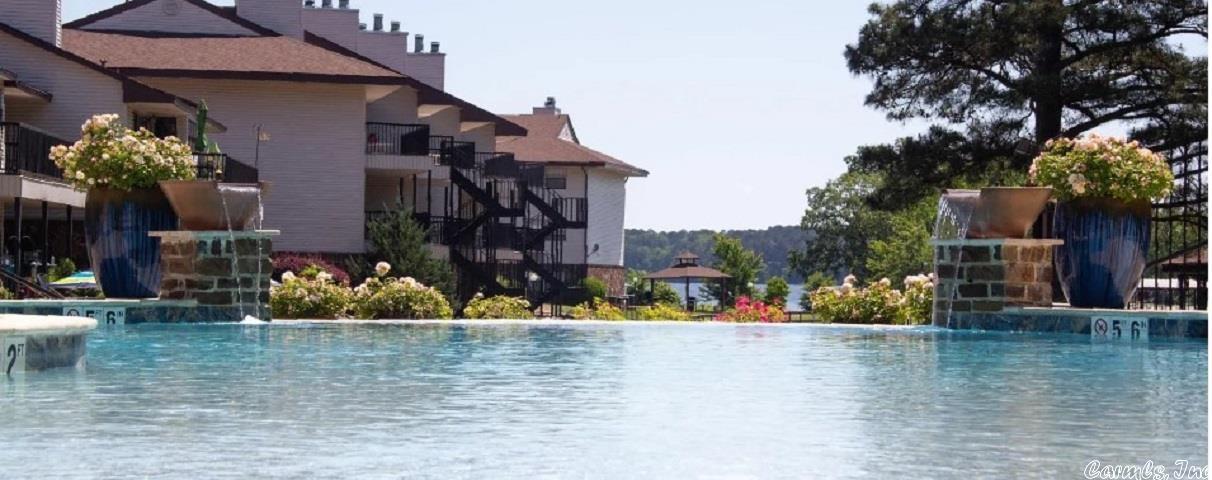 EMERALD ISLE HPR - Residential Lease