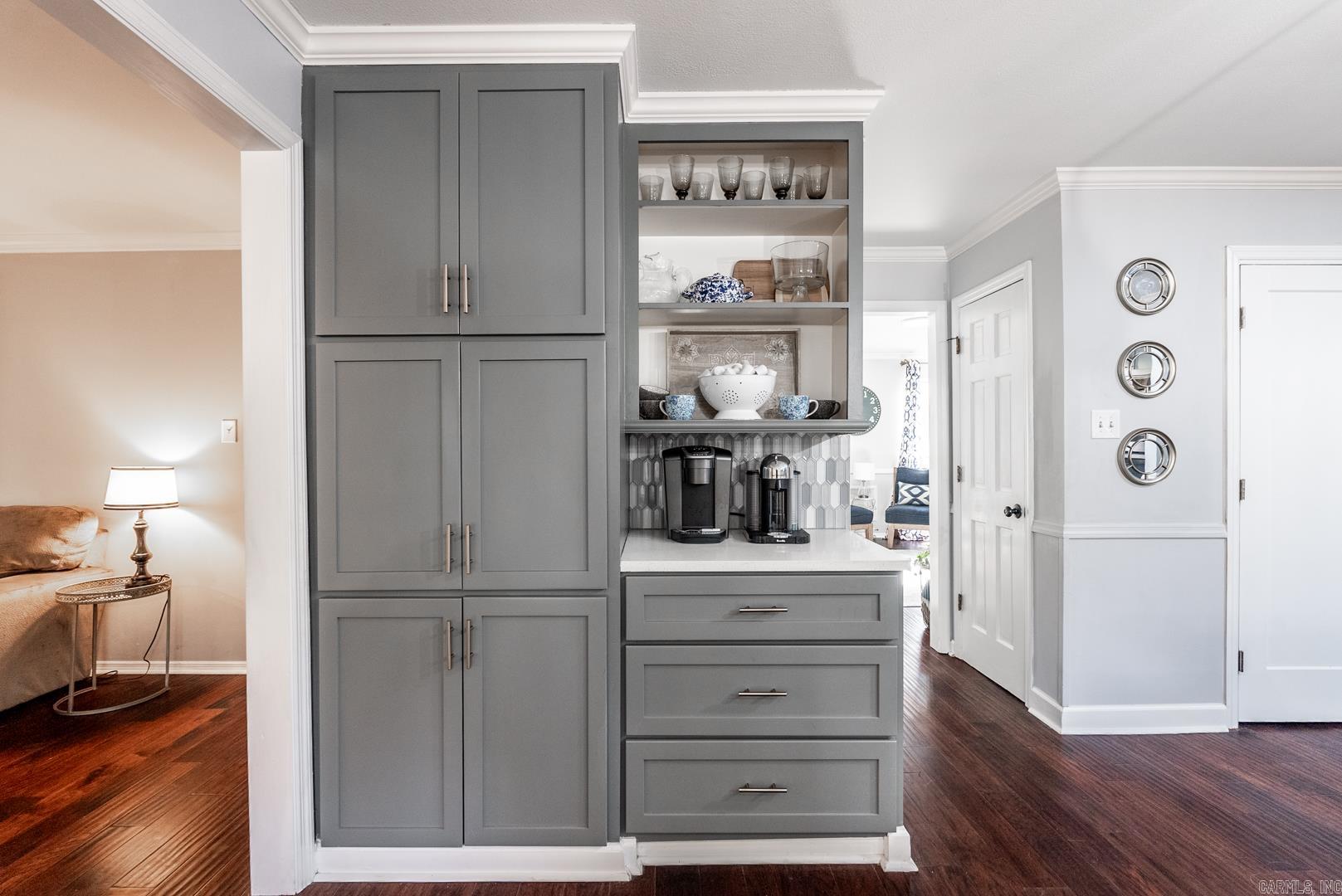 PEBBLE BEACH PARK - Residential