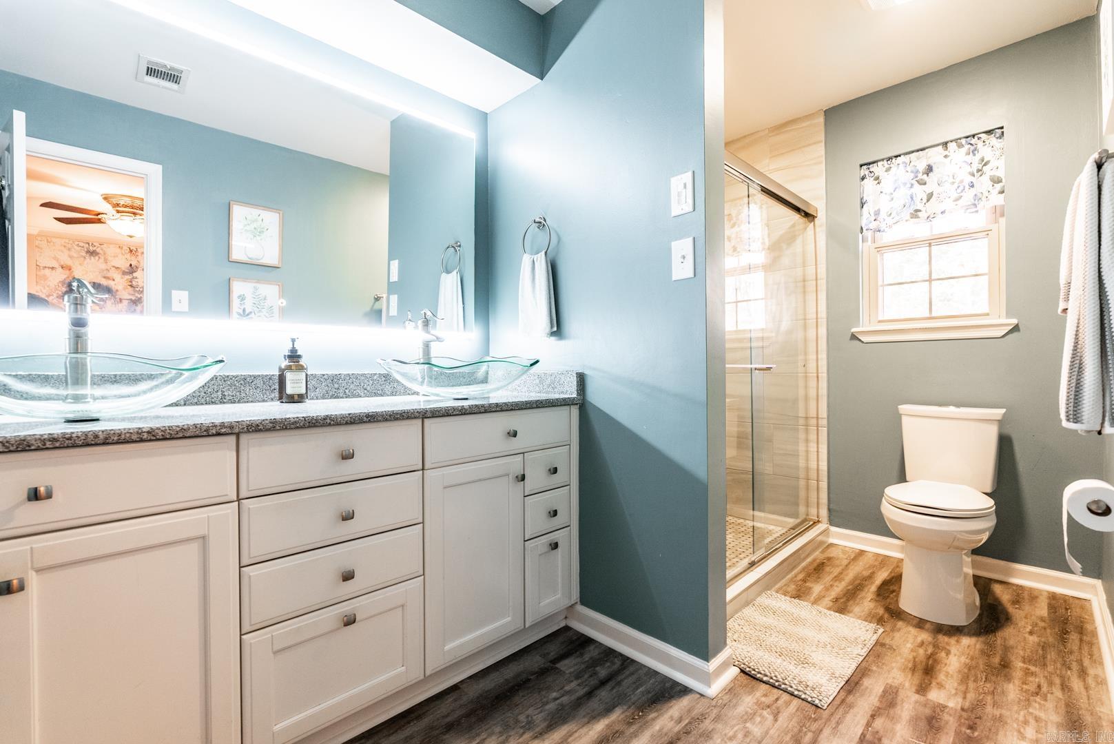 PEBBLE BEACH PARK - Residential