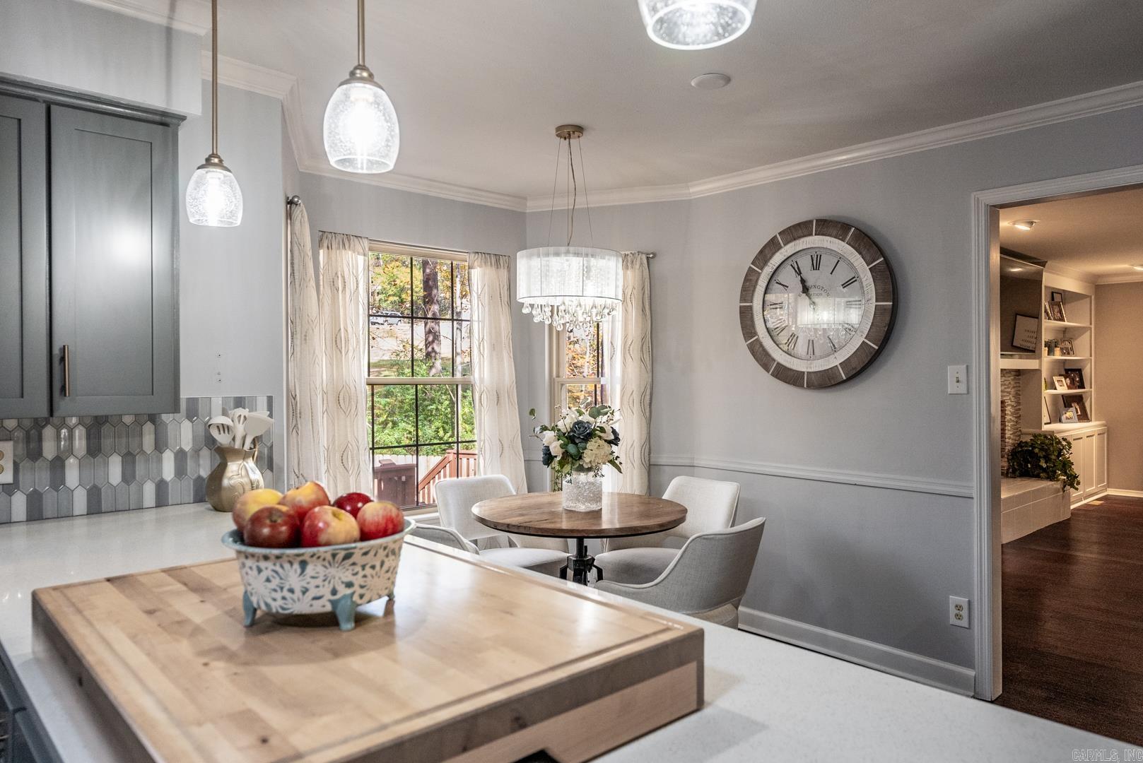 PEBBLE BEACH PARK - Residential