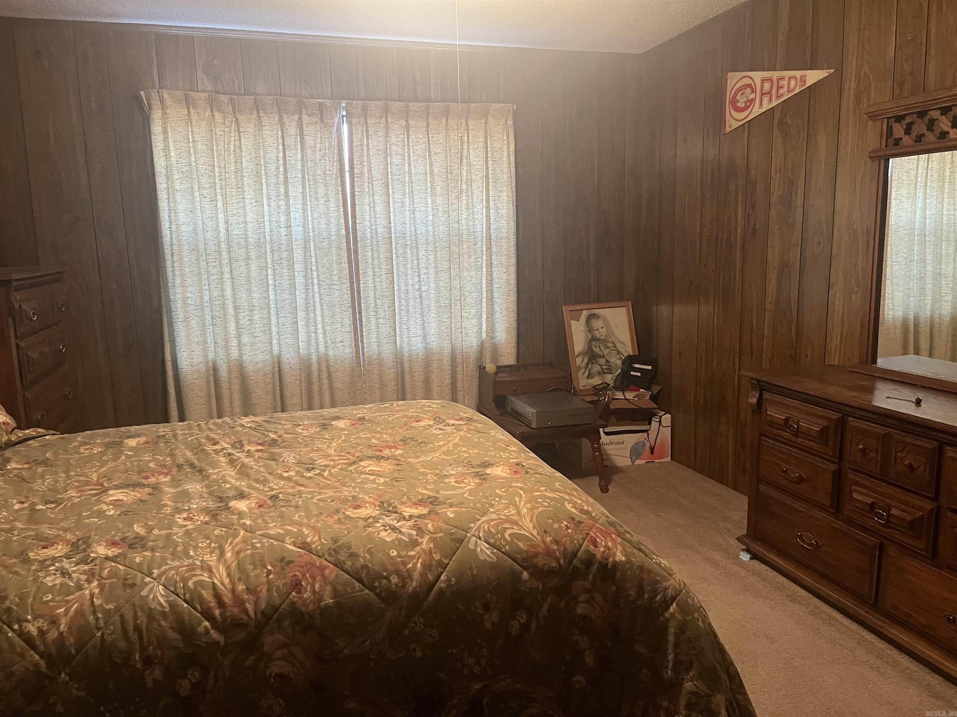 PINE HILLS PARK ADDN - Residential