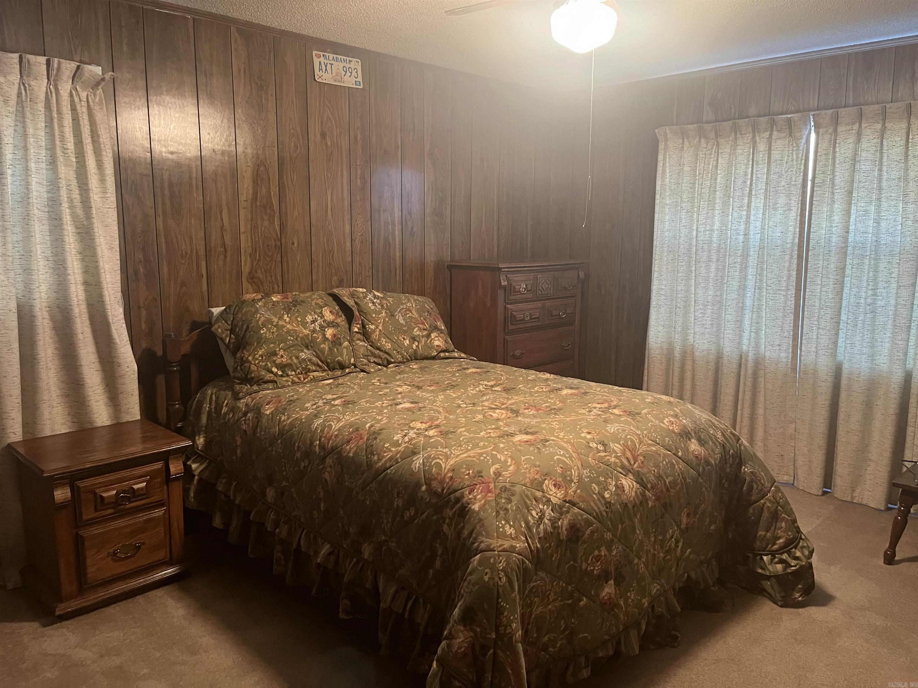 PINE HILLS PARK ADDN - Residential