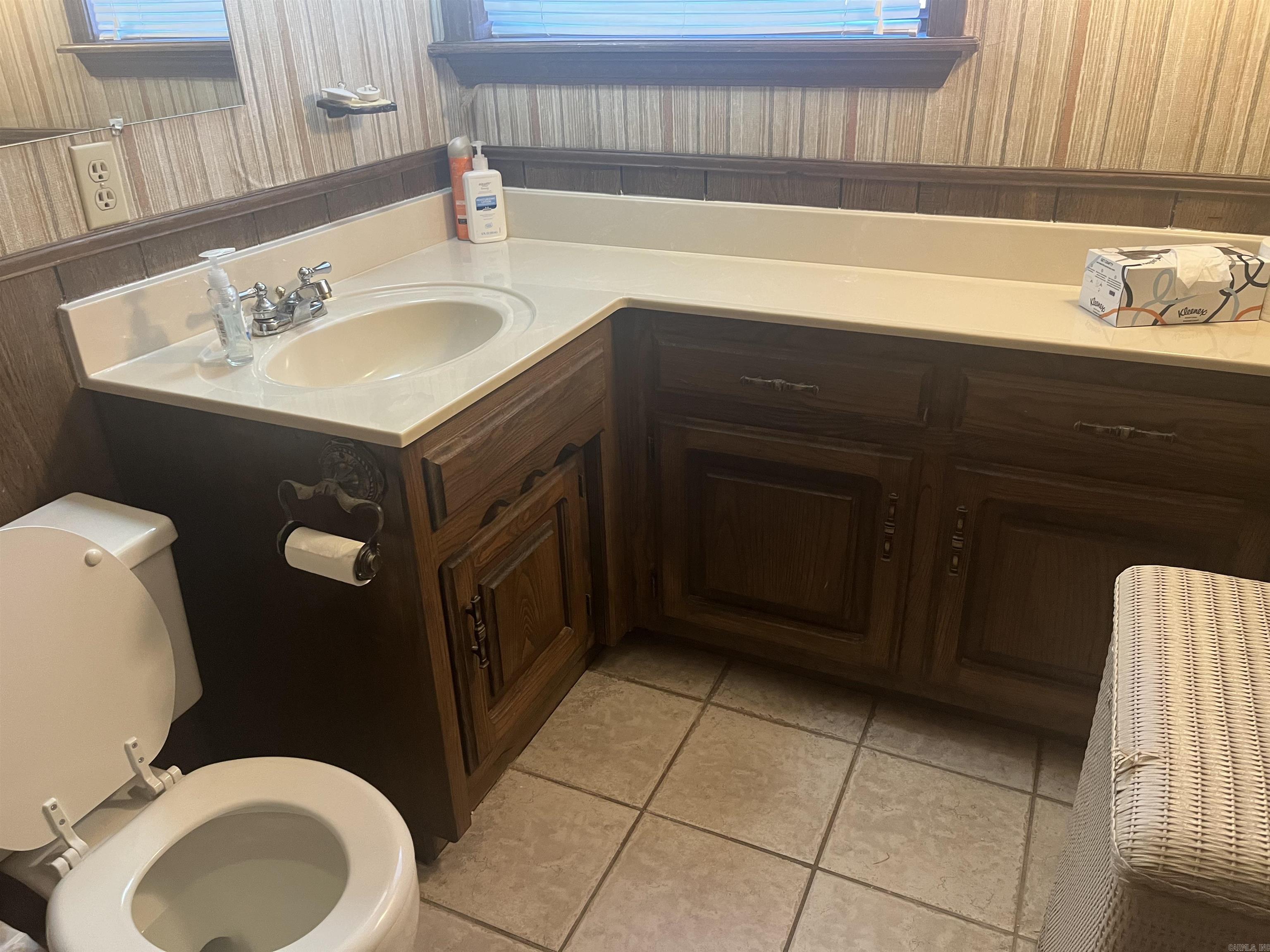 PINE HILLS PARK ADDN - Residential