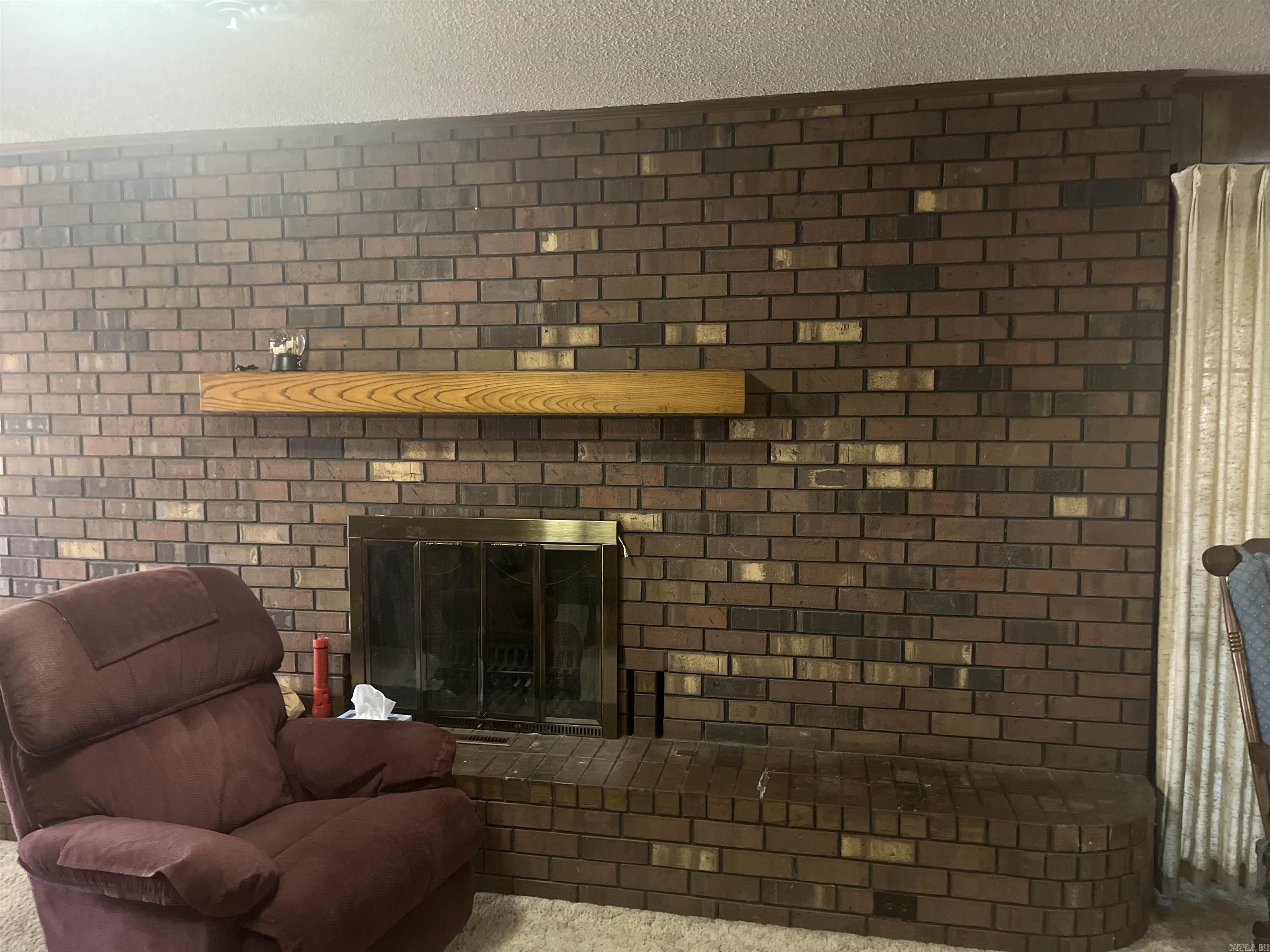 PINE HILLS PARK ADDN - Residential